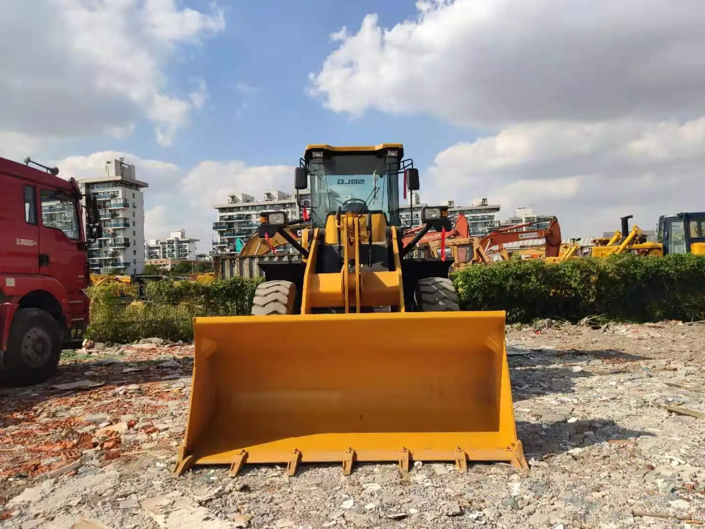 Китайский бренд мини-колесный погрузчик LG936L