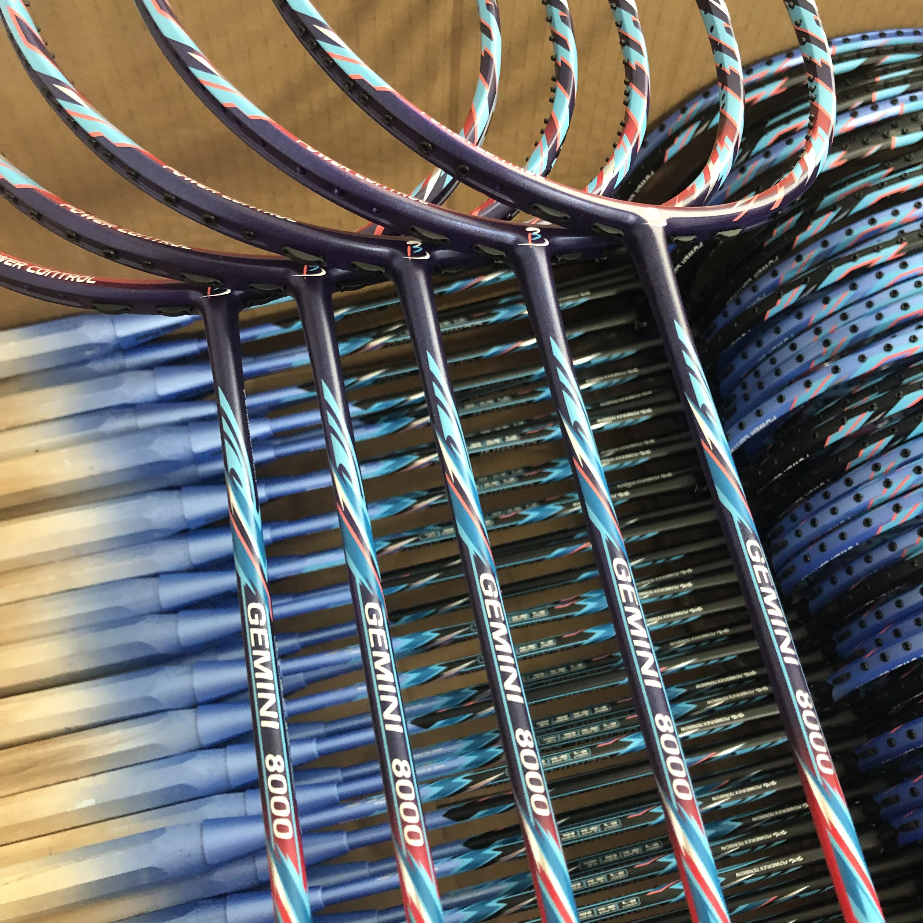 custom fiber professional high quality factory direct sale lightweight carbon fiber badminton racket