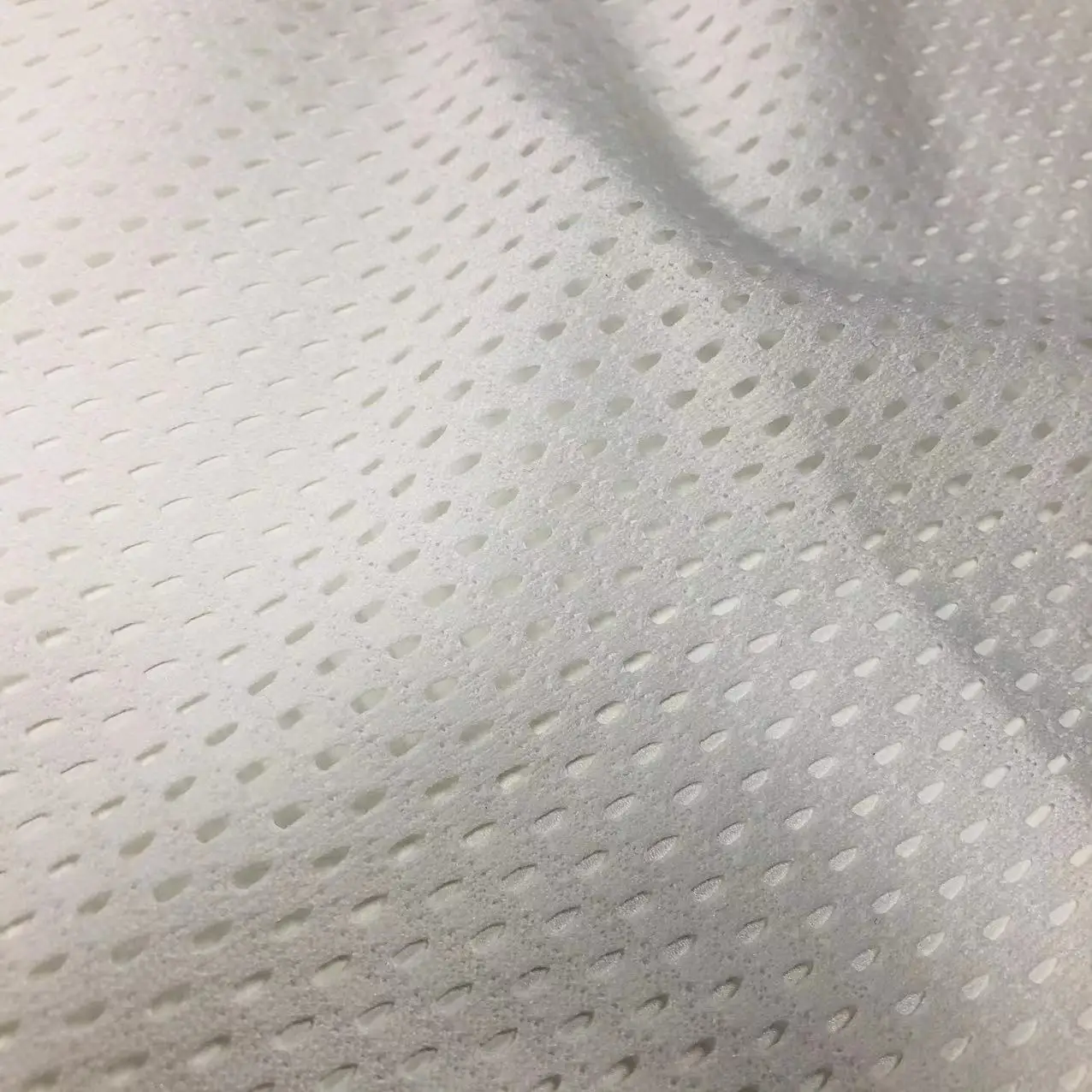 wholesale garment breathable knit 100% polyester white bird eye wicking mesh fabric for sportswear and ball suit