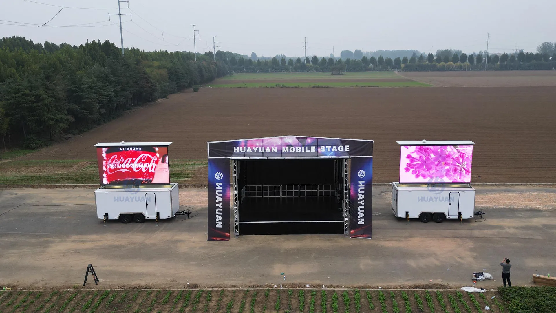 Mobile LED Billboard Trailer with Audio and Video Equipment for Exhibitions------HY-LT22