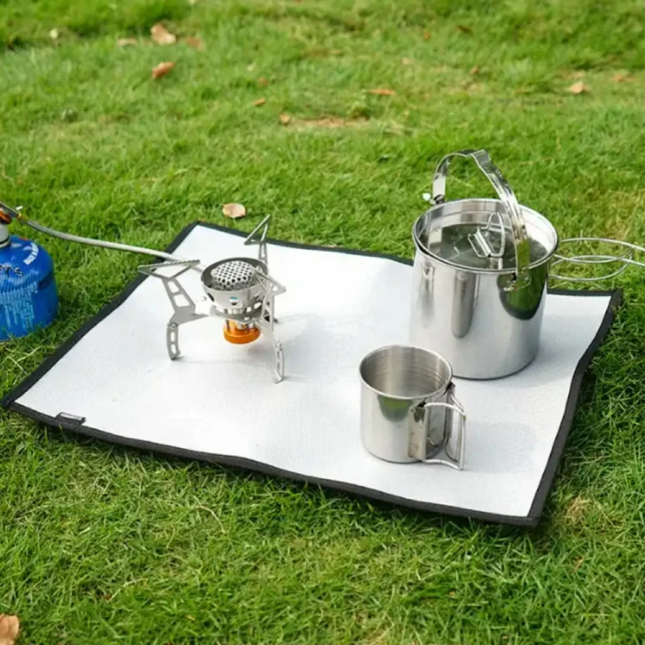Factory Supply 0.8mm Thickness Single Layer High Quality Hexagon BBQ Under Grill Pit Mat Fire Pit Mat  Silicone Coating