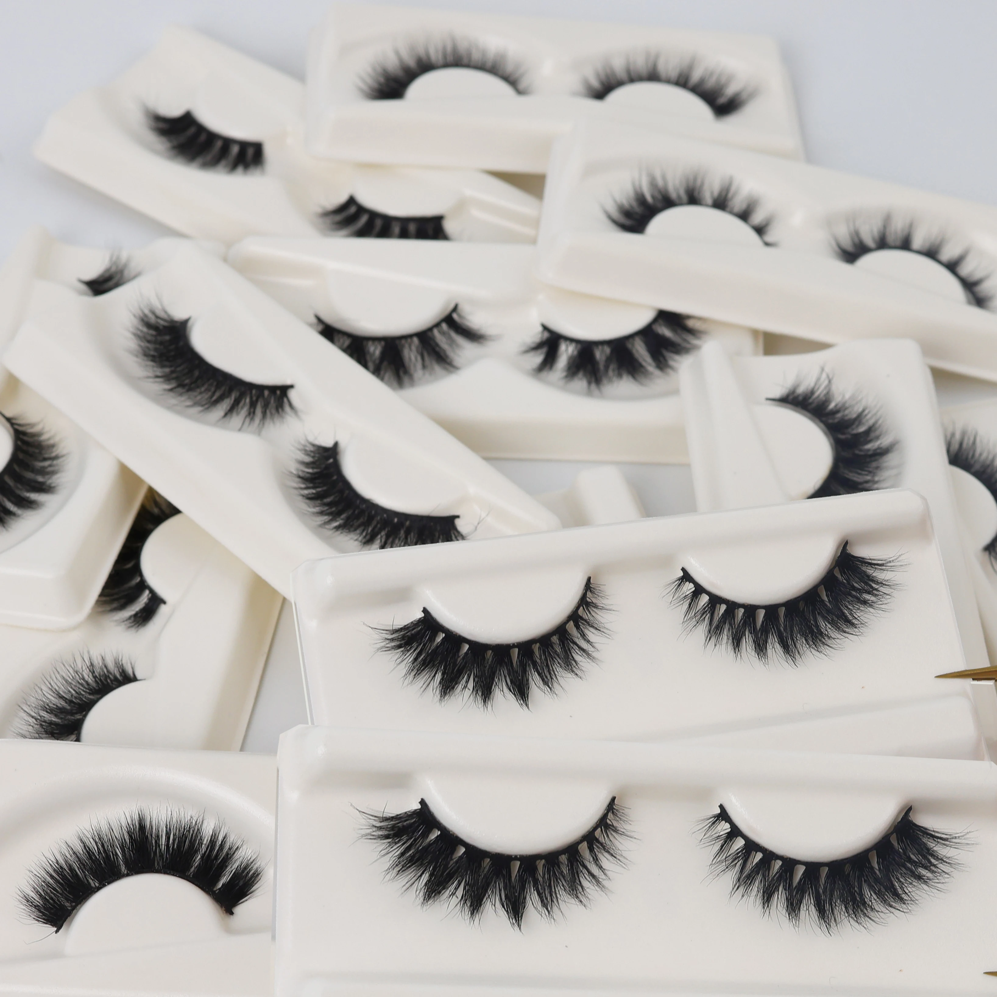 Short 3D Curl Mink Eyelash Vendor Private Label Packaging Real Mink Lashes Natural Mink Lash Trip Wholesale