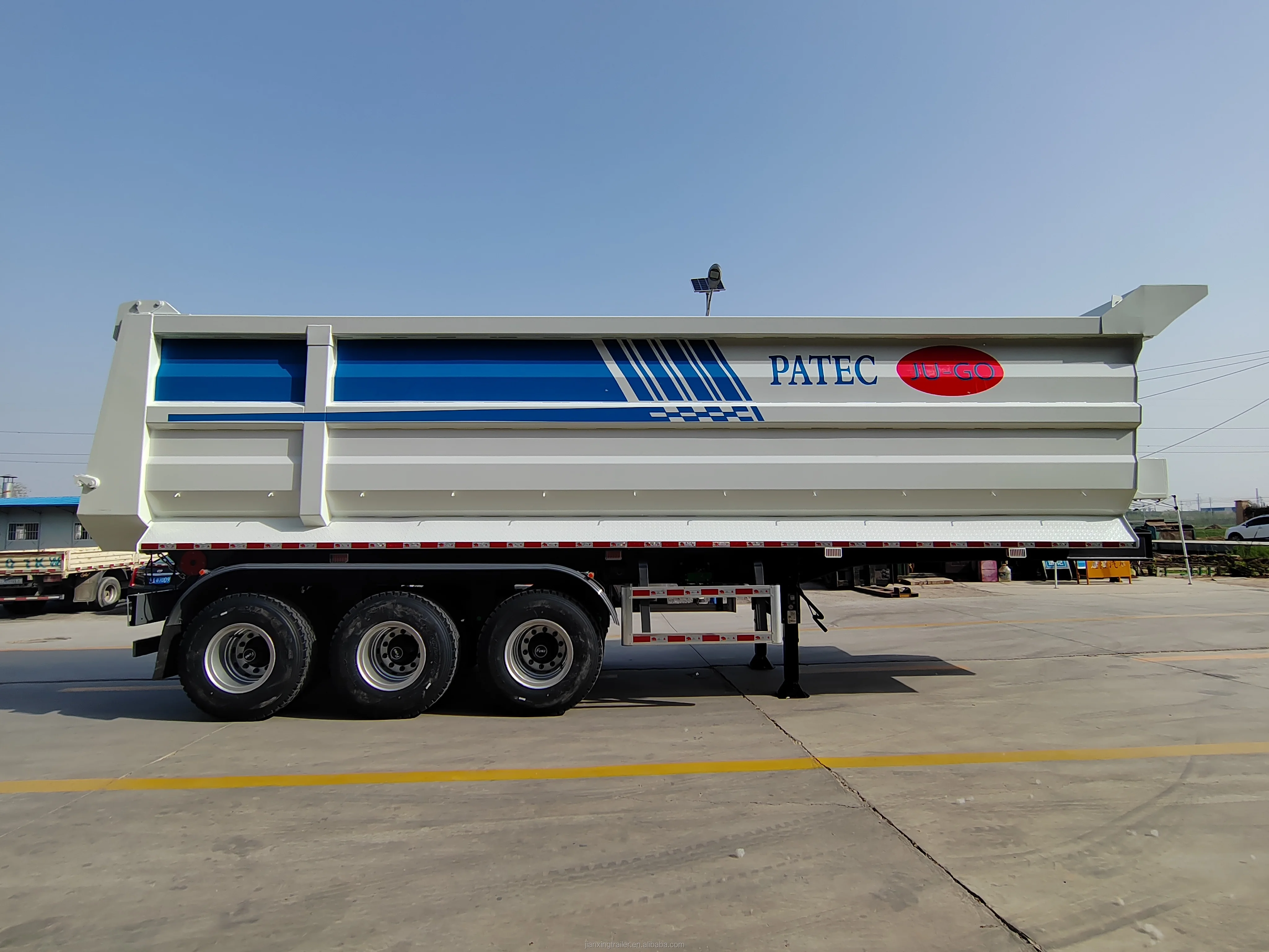 China High Quality Heavy Duty 3 Axis 32cbm Tipper Tipping Semi Trailer With Hydraulic Cylinder for Sale