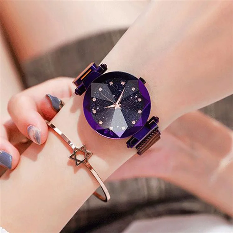
Ladies Magnetic Starry Sky Clock Luxury Women Watches Fashion Diamond Quartz Wrist watch 