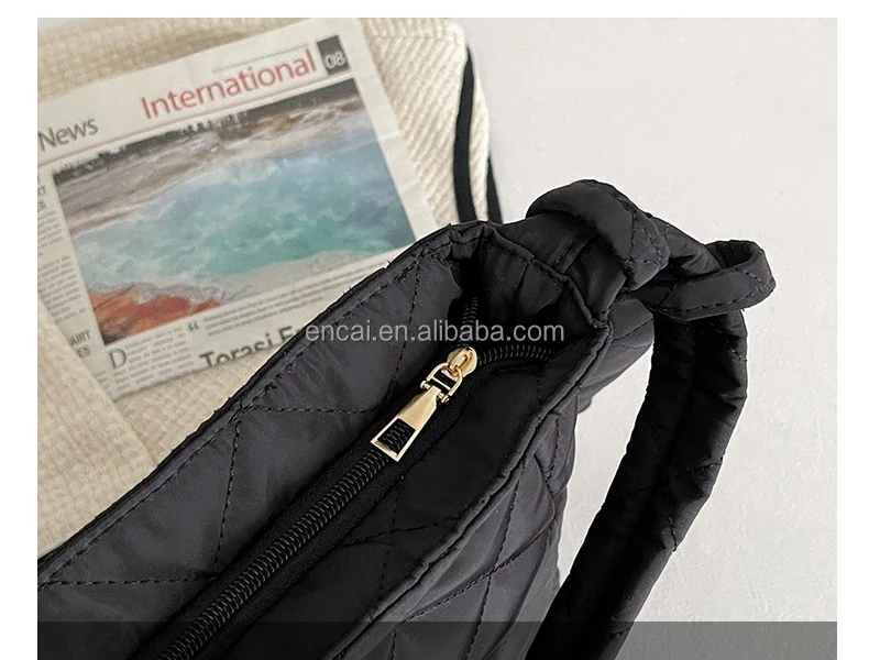 Quilted Tote Bags for Women Lightweight Quilted Padding Shoulder Bag Down Cotton Padded Large Tote Bags Lattice