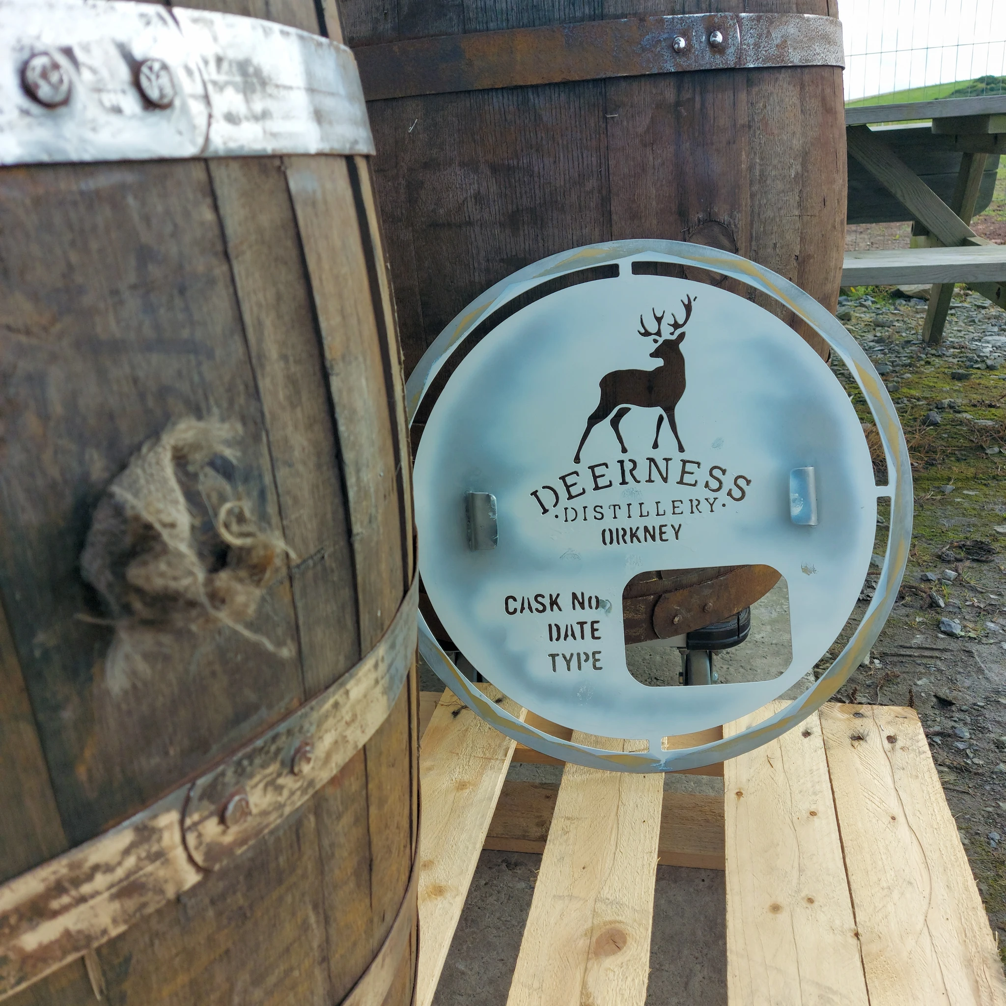 Pink Gin Premium IBC Multi Award Winning Vara 1000L Bulk Scotland UK Gin Wholesale Rose Cardamom Citrus Rosemary Vanilla