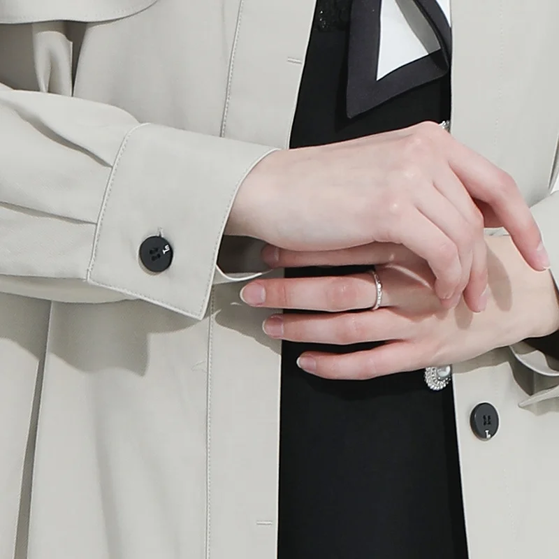 Huiquan custom black polyester blended fabric long sleeve waistband trim windbreaker