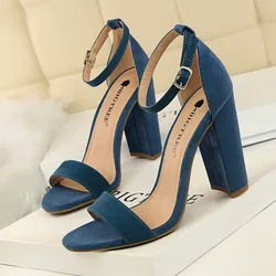 2021 New design shoes leather out sole lady  heels shoes fashion simple chunky one belt spring heels women 2021 heeled sandals
