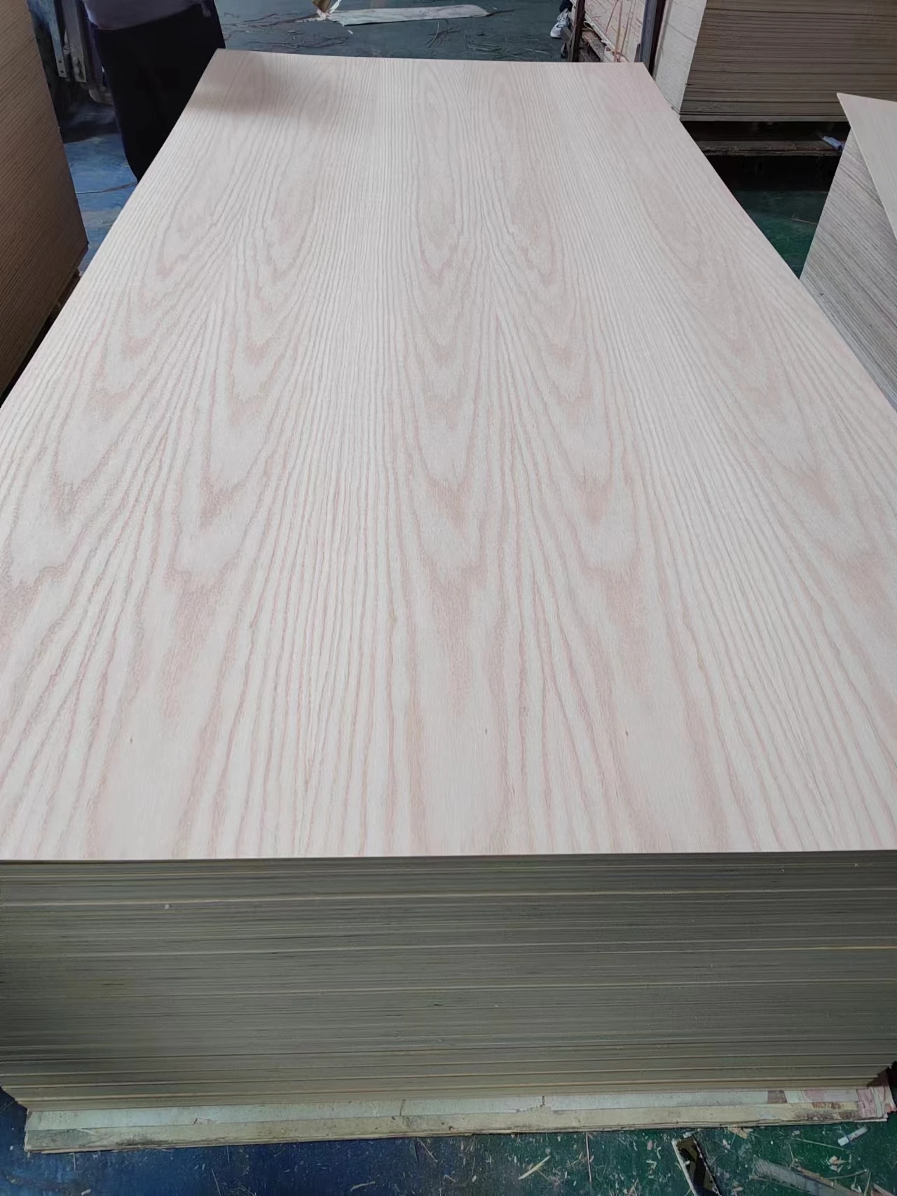 4x8 17mm 18mm AA grade red oak fancy veneer plywood for furniture