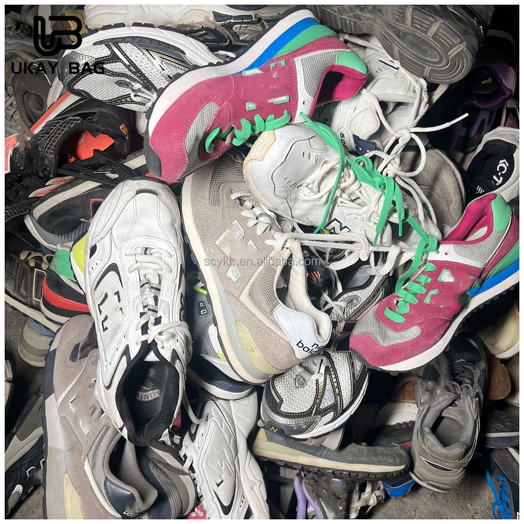 S22  factory wholesale bulk boutique boys casual daily flying women mesh lightweight sports used shoes