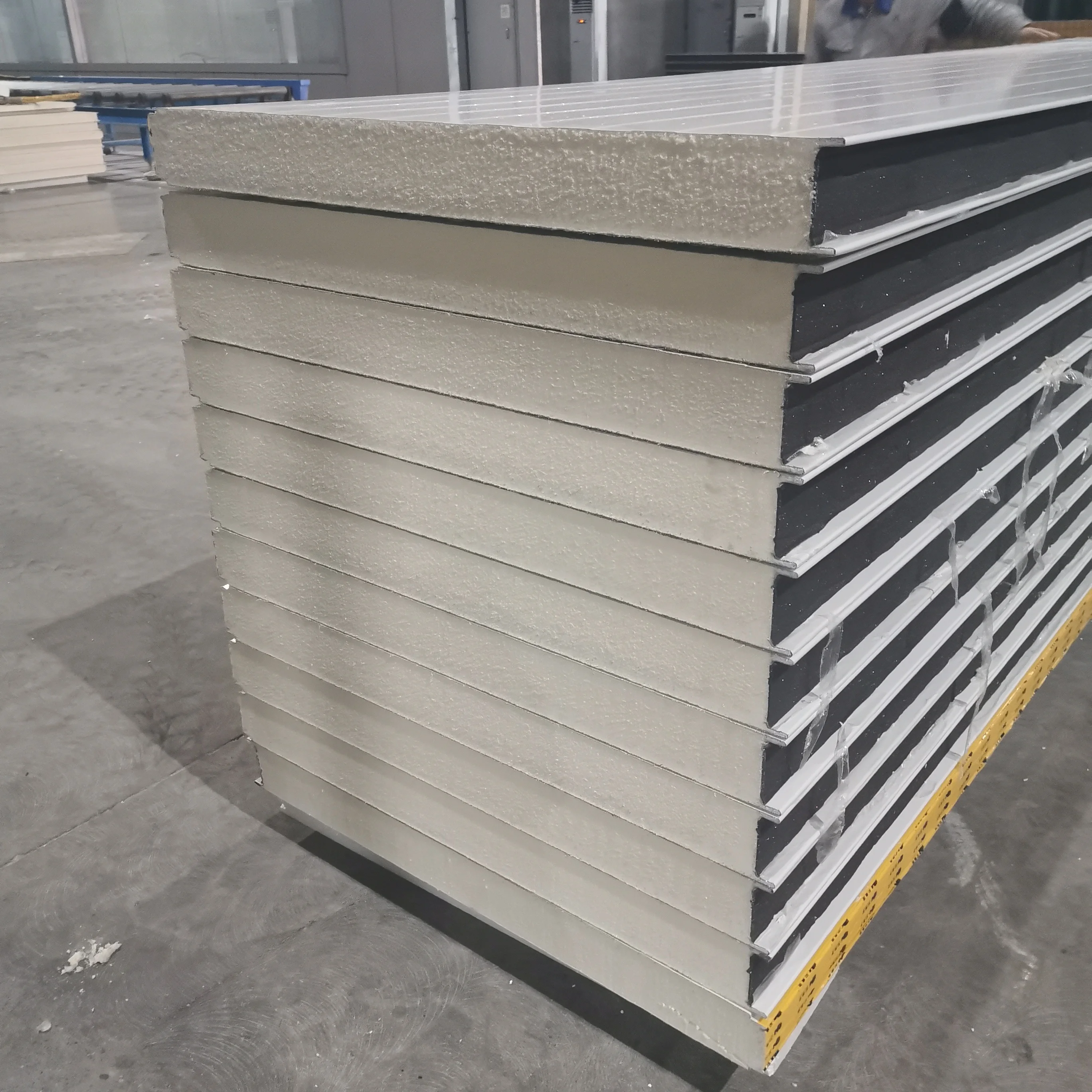 Exterior Steel Wall Cladding Building Material PU/PIR/Polyurethane Insulation Sandwich Panel