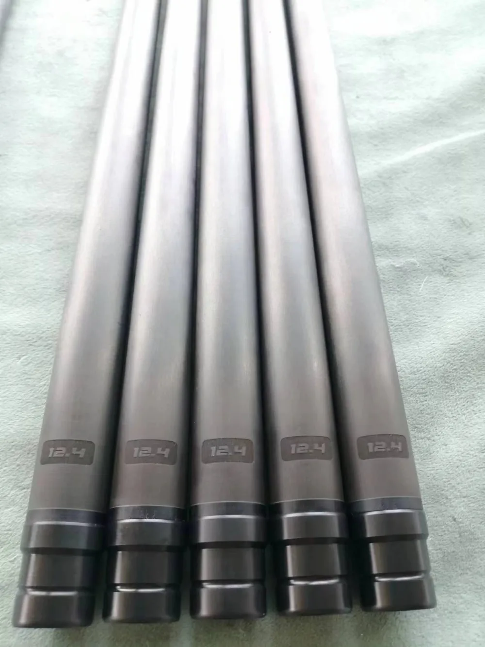 Customize 11.8mm 12mm 12.4mm 12.5mm 12.8mm Carbon Fiber Billiard Pool Cue Shaft Pro & Conical Taper Shaft 12.4~21.4 *737mm