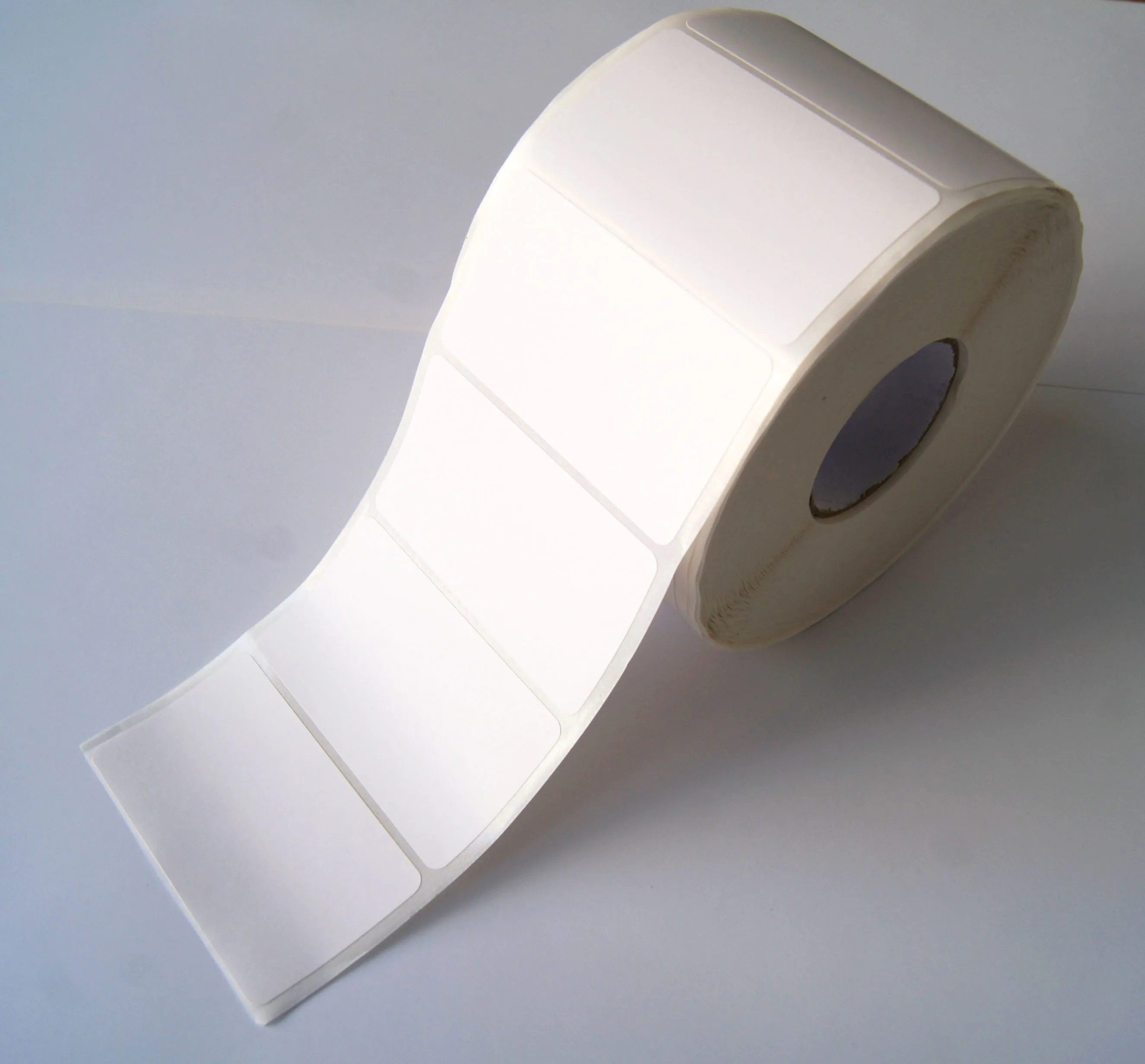 SZJOHNSON Good price self-adhesive label paper 80gsm Semigloss paper with  hot melt and white glassine for shipping label