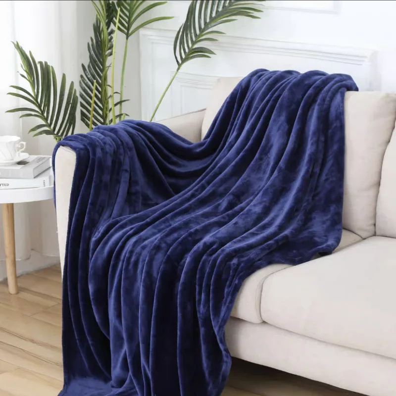 High Quality Super Soft Comfortable Polyester Flannel Blanket Coral Fleece Travel Blanket For Beds Cars