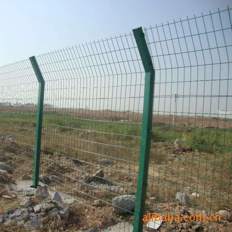 Home Garden Welded Wire Mesh Fence good quality  3D triangle mesh fence