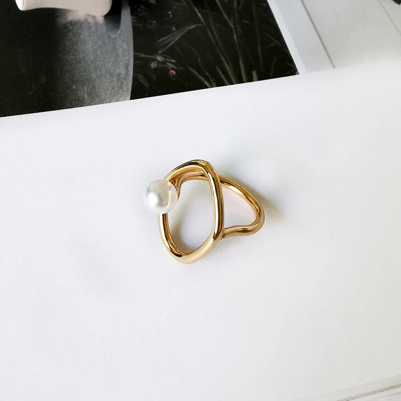 Round Irregular Gold Rings for Women Dainty Faux Pearl Ring Minimalist Rings Jewelry Wholesale Romantic Gifts