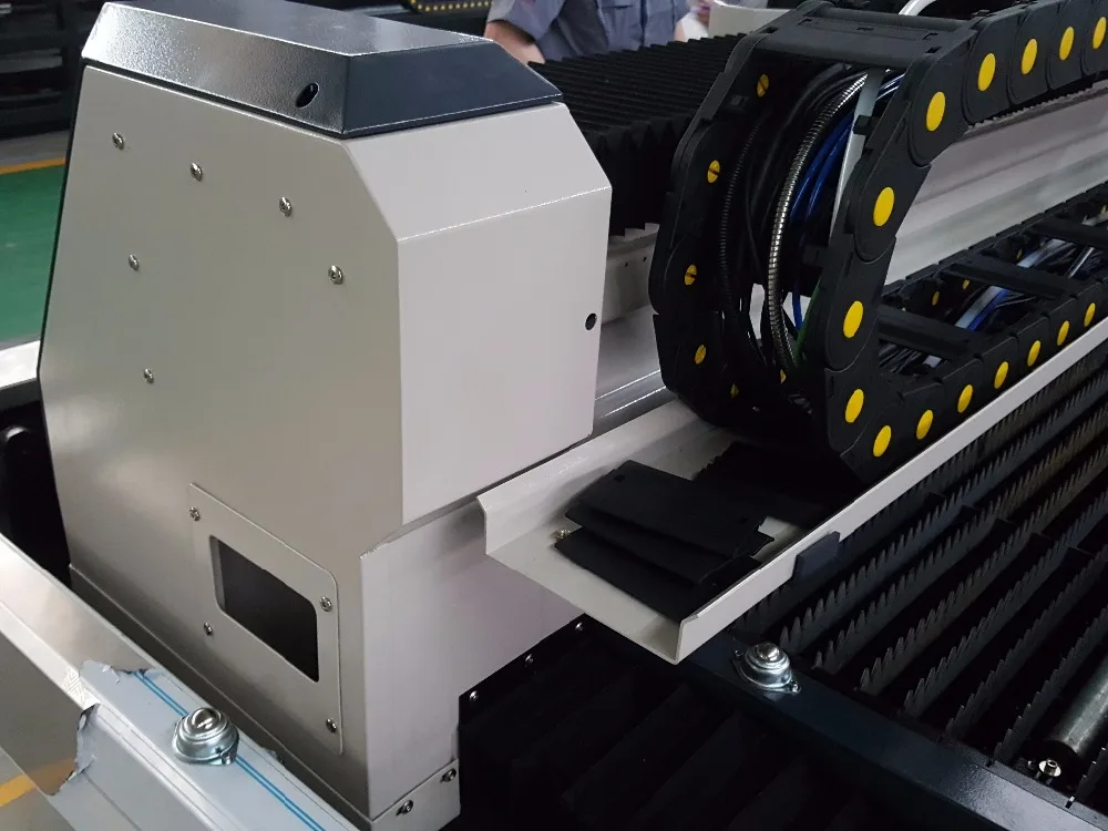 Accurl  Euro-Fiber 4020 IPG 6kw High Speed CNC Fiber Laser Cutting Machine For Stainless Steel NLIGHT Laser Power