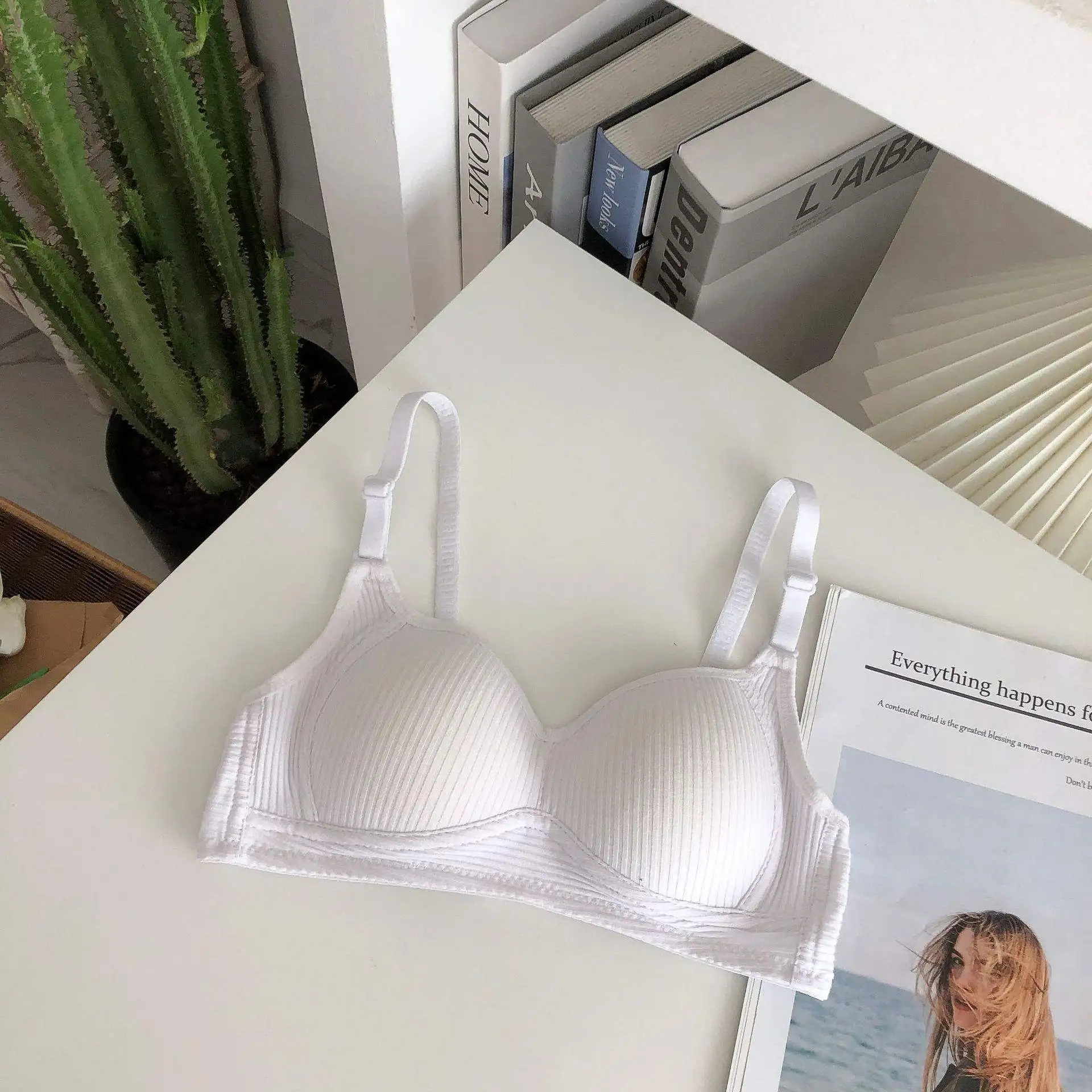 Custom Seamless Bra GFSN# Women Wire free Push Up Bra Female Comfortable Solid Gathering Breathable Seamless Bras