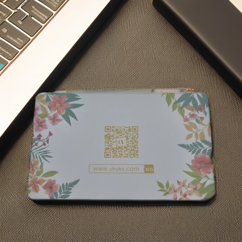 PVC Gift Cards with Embossed Number and Offset Printed Design Cut-to-Shape Service for Magnetic Strip Plastic Printing Product