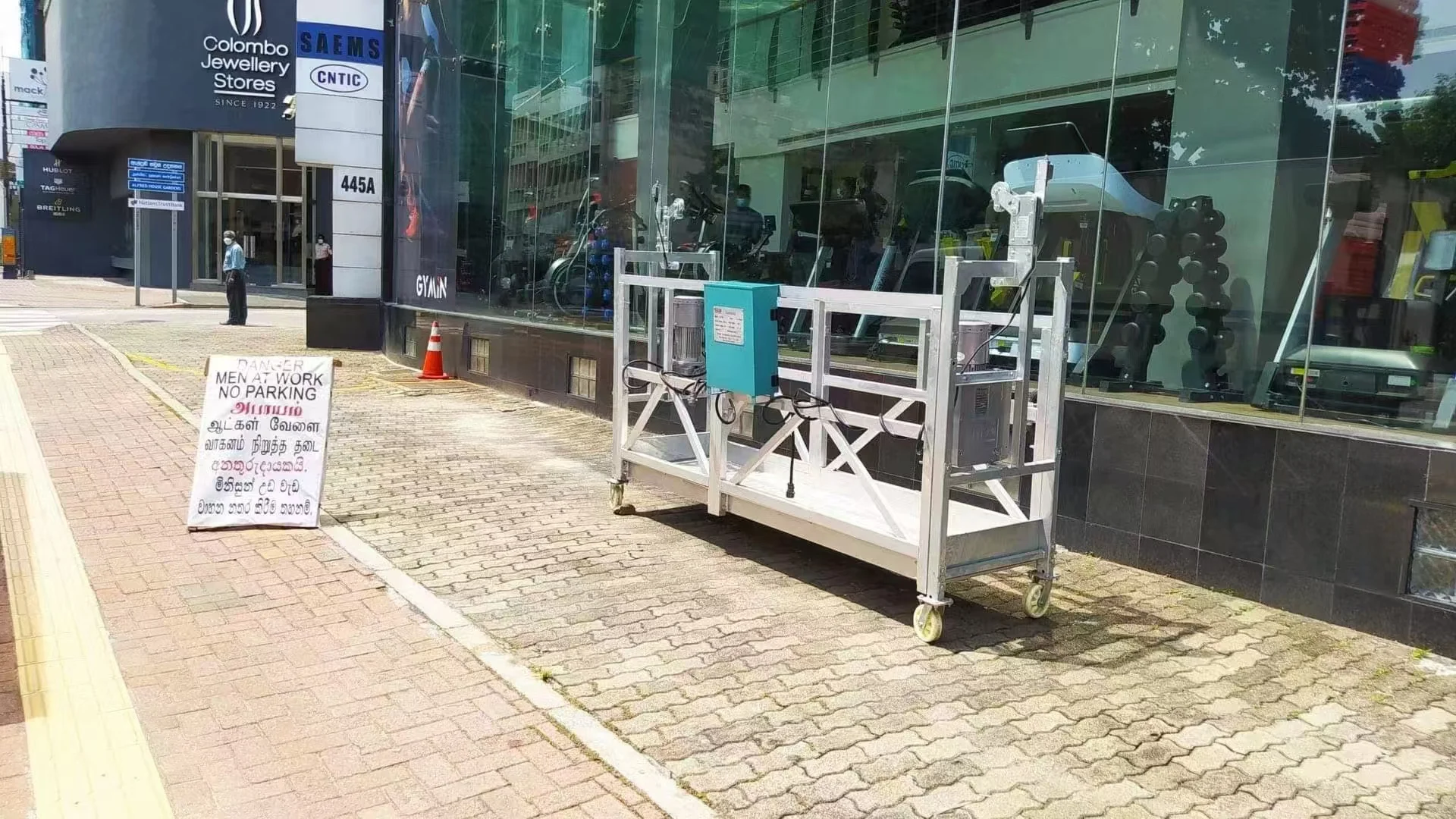 Made in China high quality hanging scaffolding wire-rope suspended platform glass cleaning
