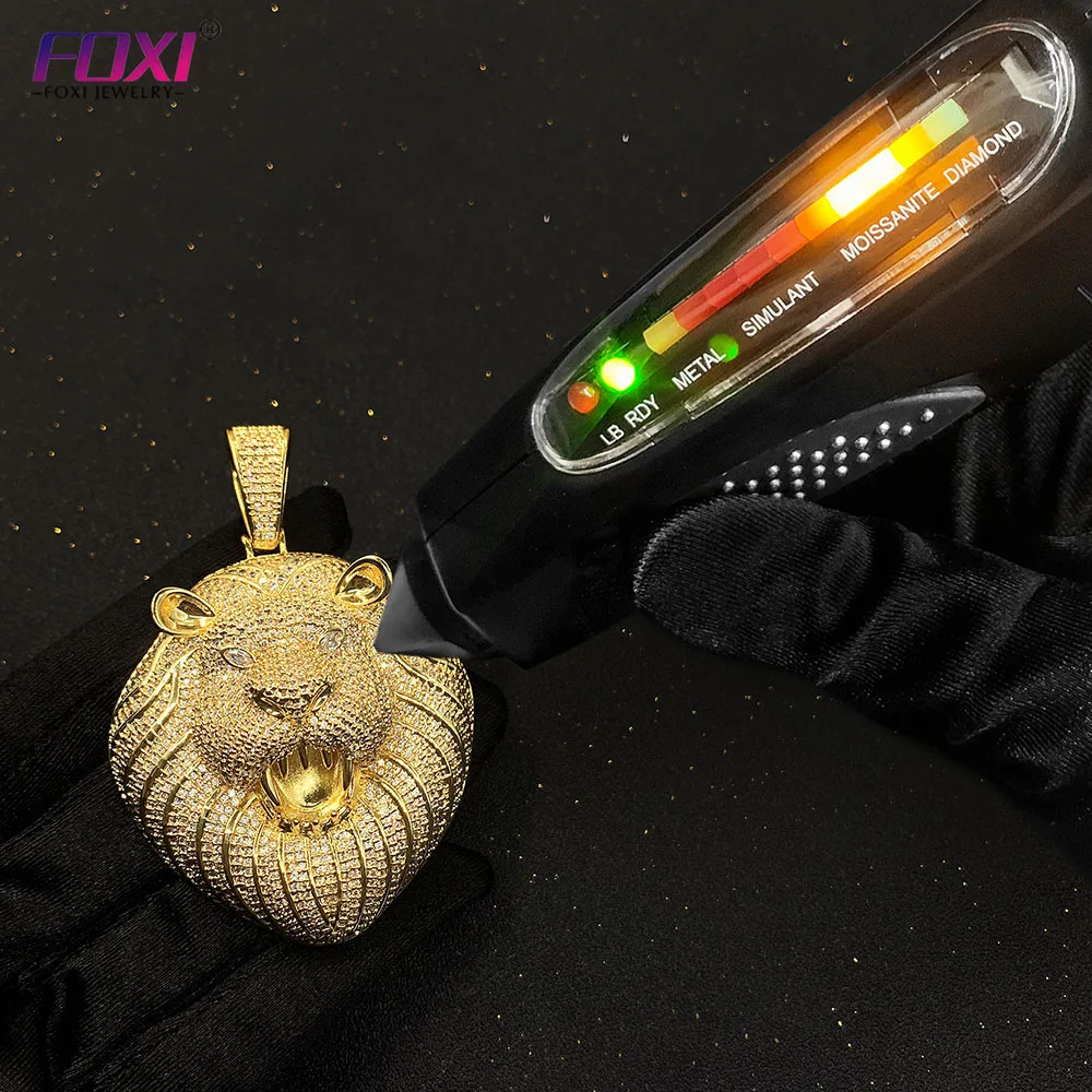 Hip Hop Roaring Lion Pendant High-End Luxury Charm Gold Plated Full Moissanite Realistic Lion Charm Necklace Pendant For Men