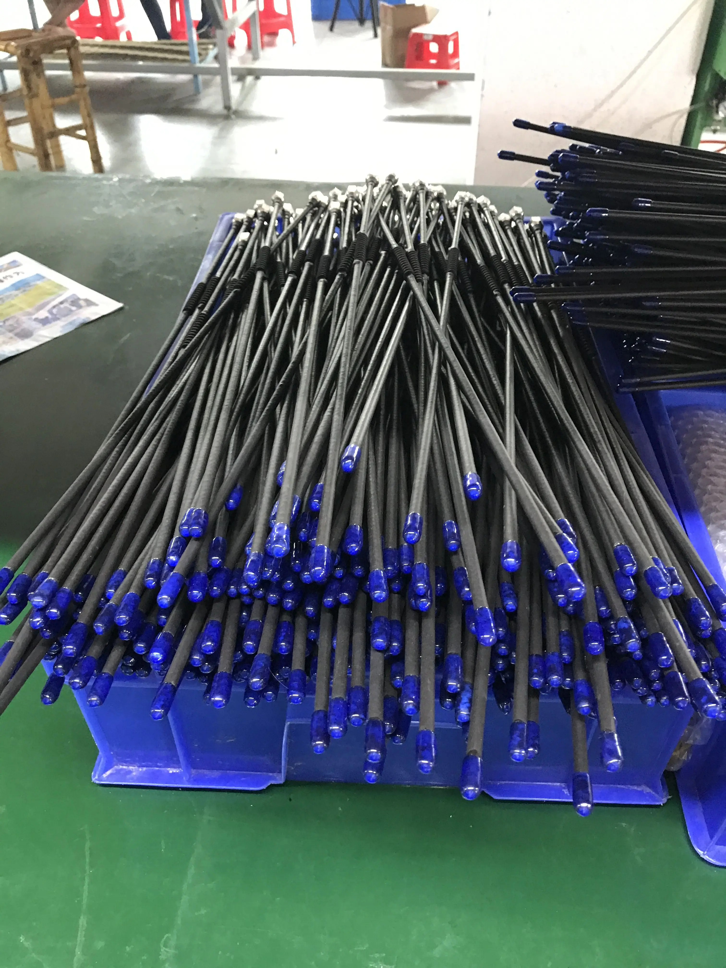 477MHz mobile antenna 980mm heavy duty spring communication antenna UHF ham radio antenna