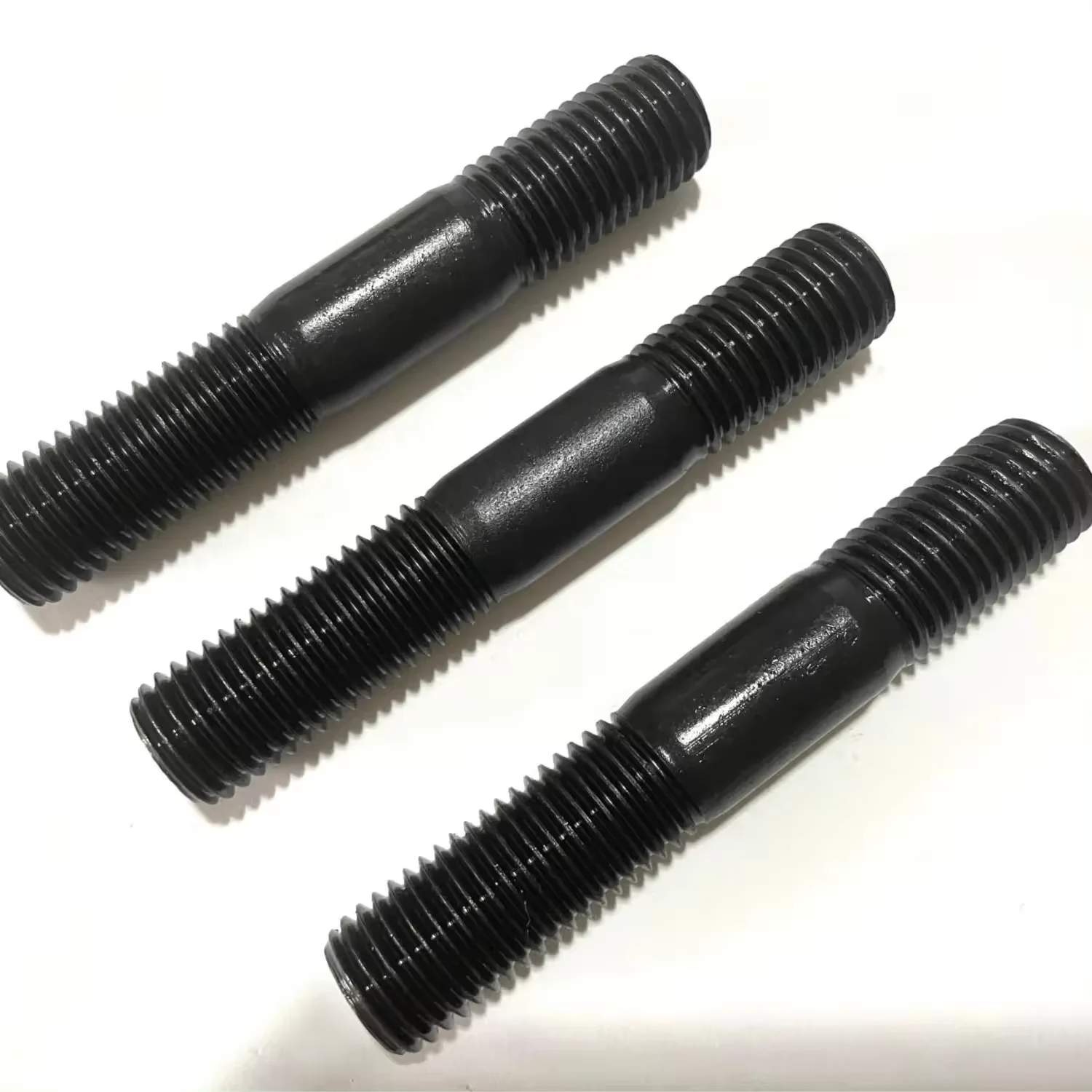 Special Anti-Corrosion 35CrMoA Stud Petrochemical Stainless Steel with Zinc Finish DIN Standard Manufactured by Petrochemical