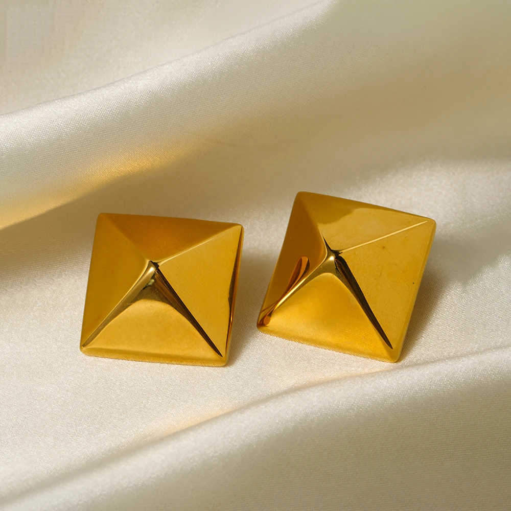 J&D 18k Gold Stainless Steel Jewelry Geometric Cut Surface Triangle High Quality Polish Smooth Rivet Earring