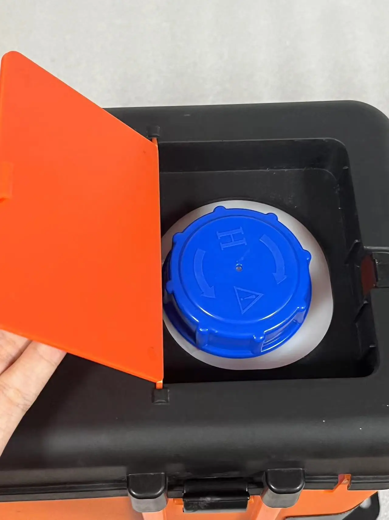 Rapid heating low fuel consumption 2kw 5kw 12v 24v parking air heater apply to different model trucks RV crane