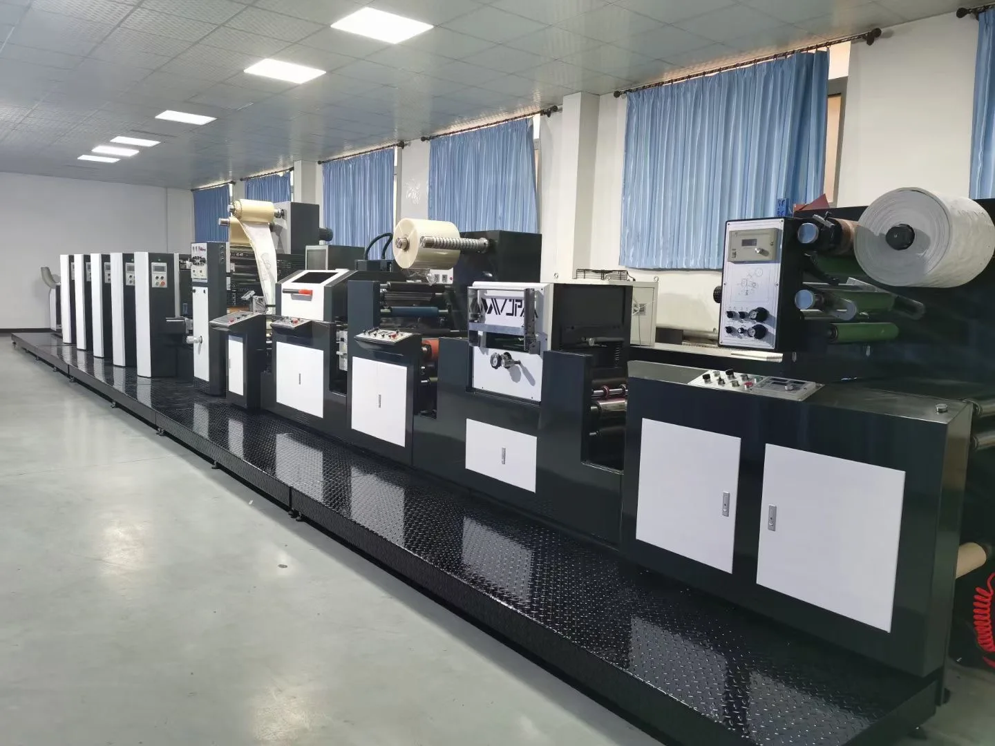 WJPS-350 Intermittent Alocohol Dampening Paper Sticker Film PVC PET  Label Offset Printing Machine