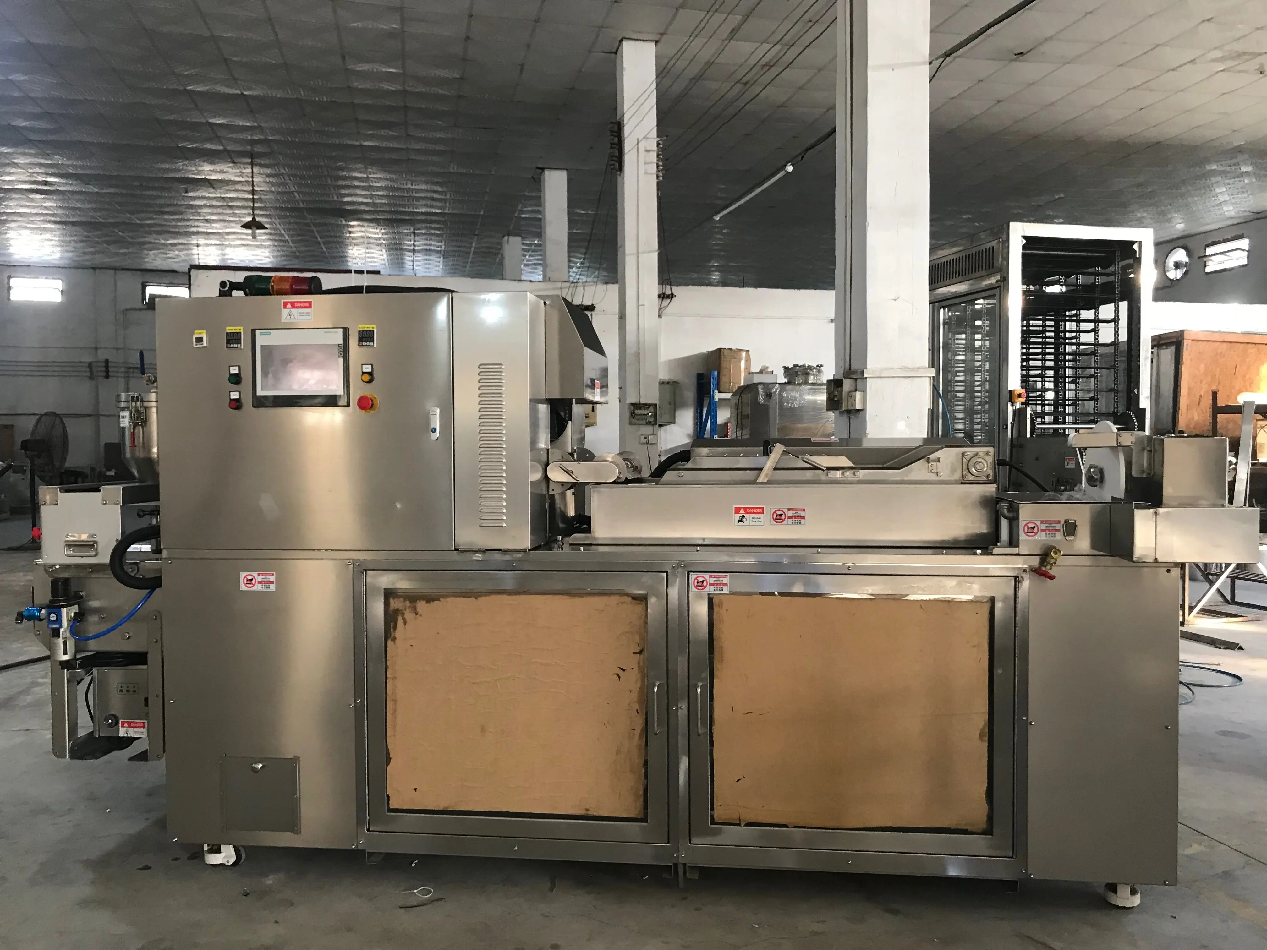 Hot sales automatic donut maker yeast donut making machine commercial donut production line