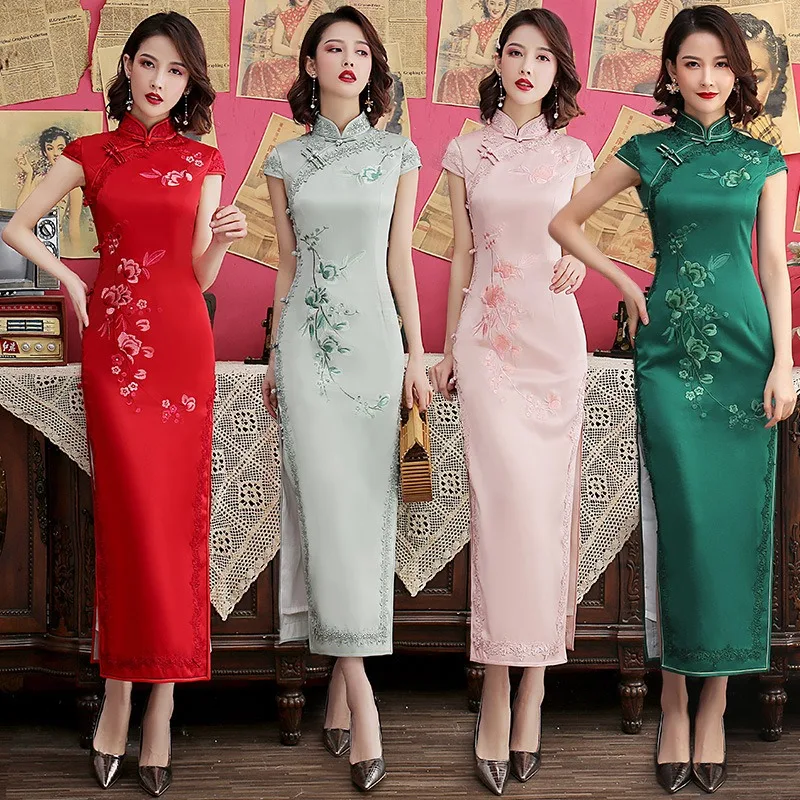 Chinese Qipao Classic Long Cheongsam Velvet Slim Mother Dress Elegant Traditional Evening Dresses Plus Size