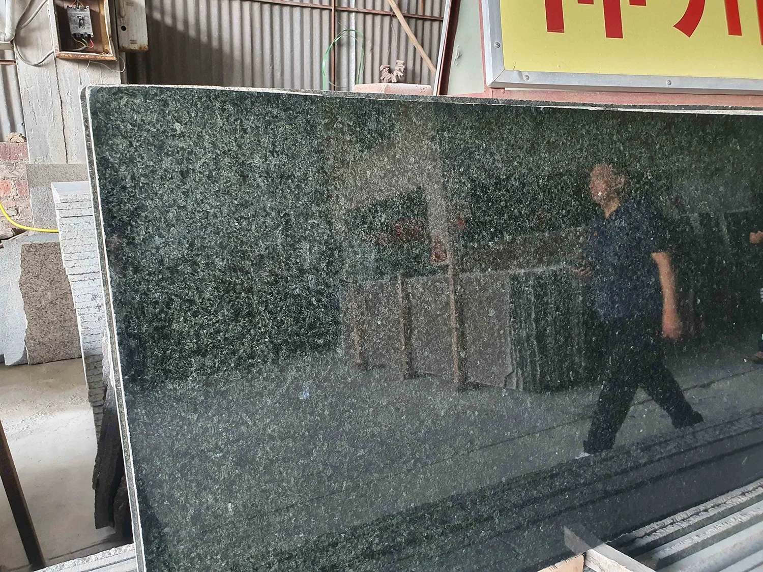 Камень BOTON натуральный камень оптовая продажа полированная напольная плита зеленая кухонная столешница гранитная плитка уличная