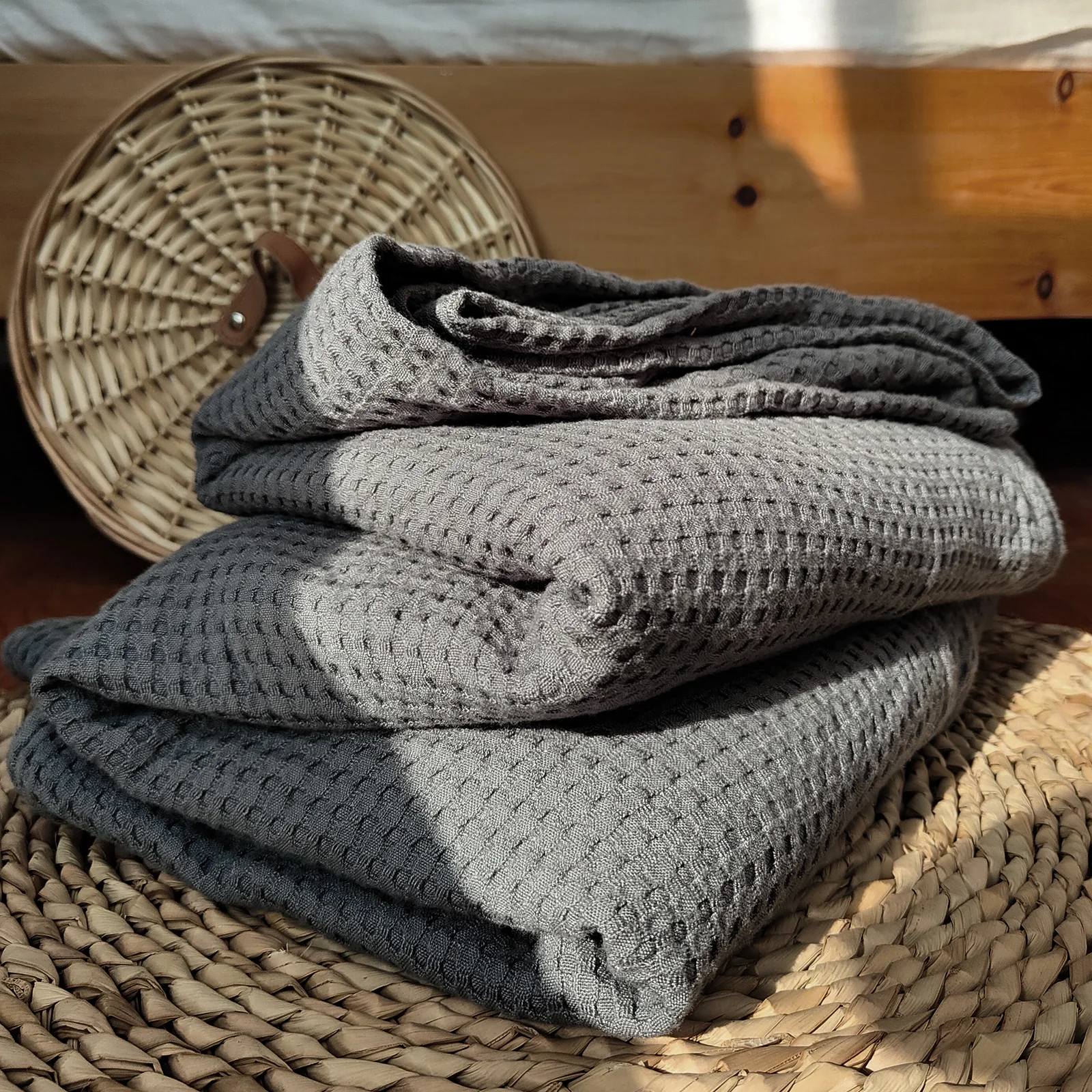 Custom Organic Bamboo Waffle Throw Bed Sofa Couch Decorative Blanket honeycomb Super Soft for Baby Blanket Eco-friendly