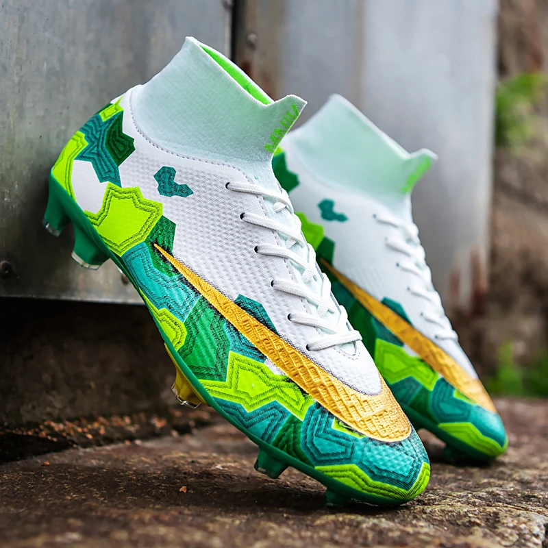 Hot Sale High Ankle Professional Training Outdoor Boy Spike Soccer Shoes FG CR7 Superfly Football Shoes
