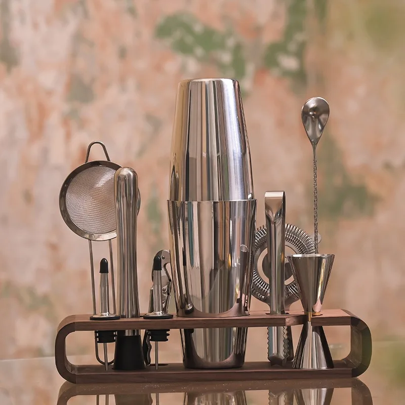 China Wholesale Manufacturer Low Price Cobbler Stainless Steel Cocktail Shaker & Shaker Set with Bamboo Stand