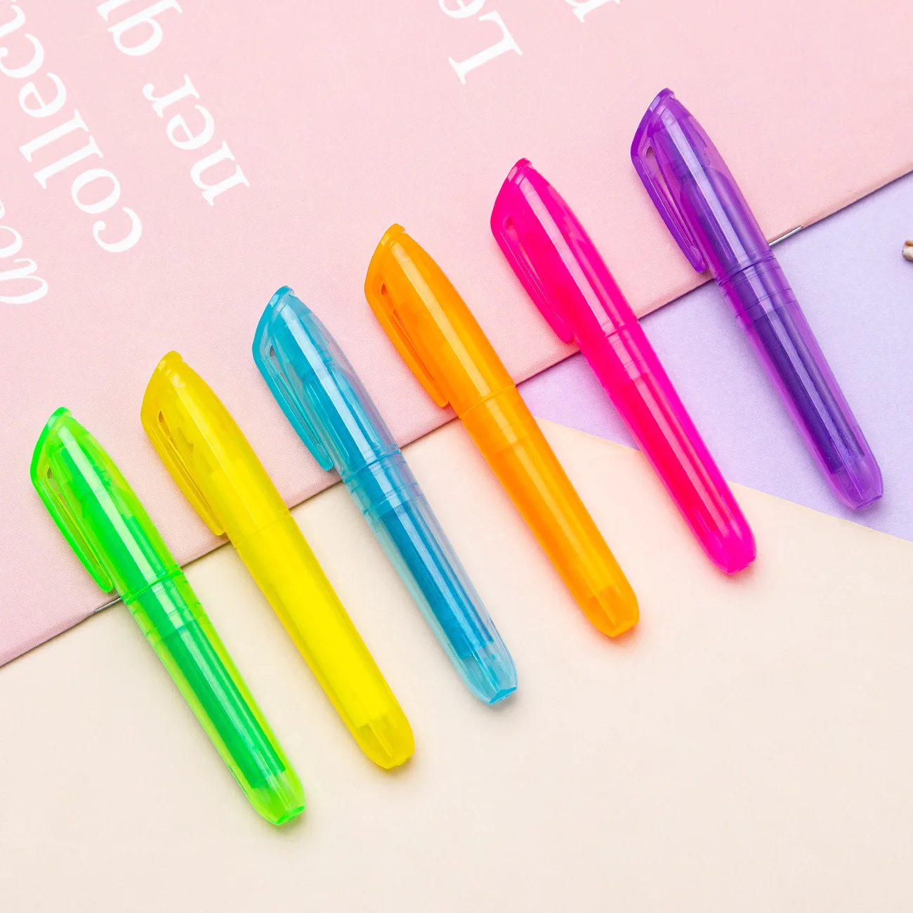 Factory Customized Simple Highlighter Cute Portable Plastic Highlighter Pen Mini Highlighters Portable Compact Markers