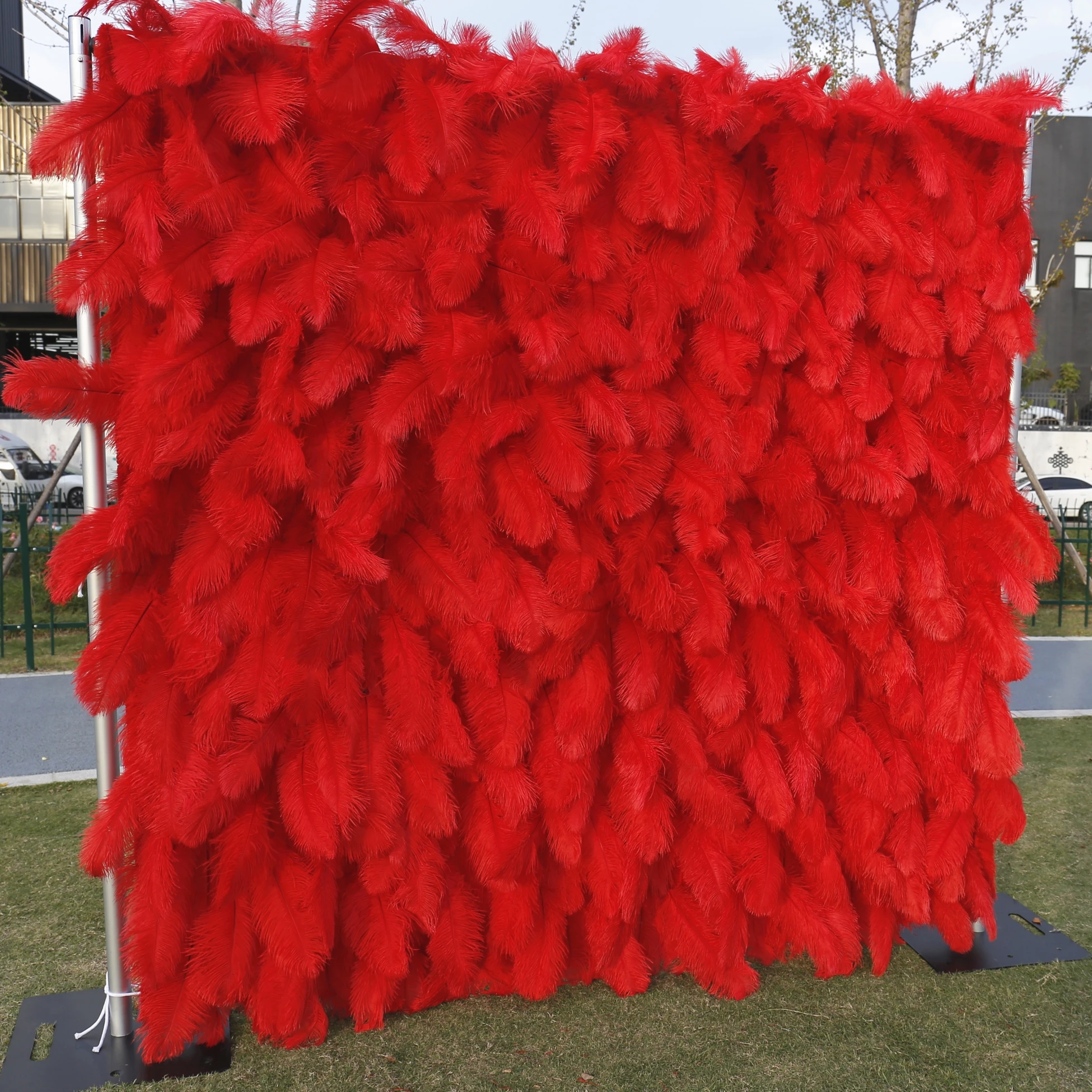 Wedding Party Decorations Supplies 8ft Red Ostrich Fake Feathers Backdrop Wall Panel Display Centerpieces for Birthday Party
