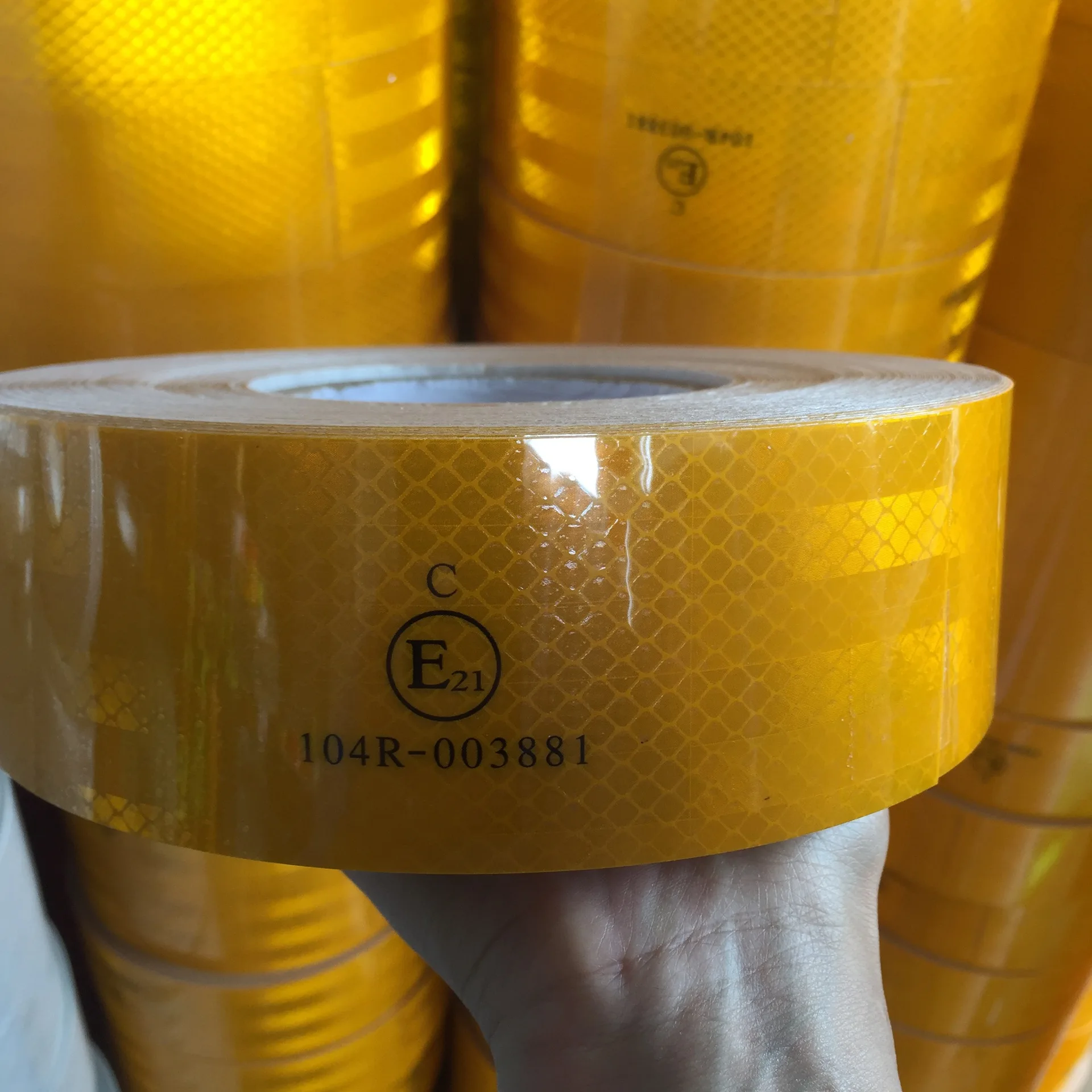High Quality Custom Yellow Orange R104 Conspicuity Emark Red White ECE 104R 00821 Reflective Tape 104