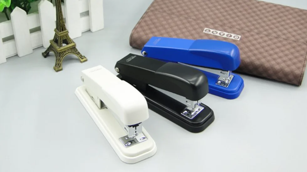 Hot Selling Plastic Paper Manuel Metal r 24/6  Staple for school and office