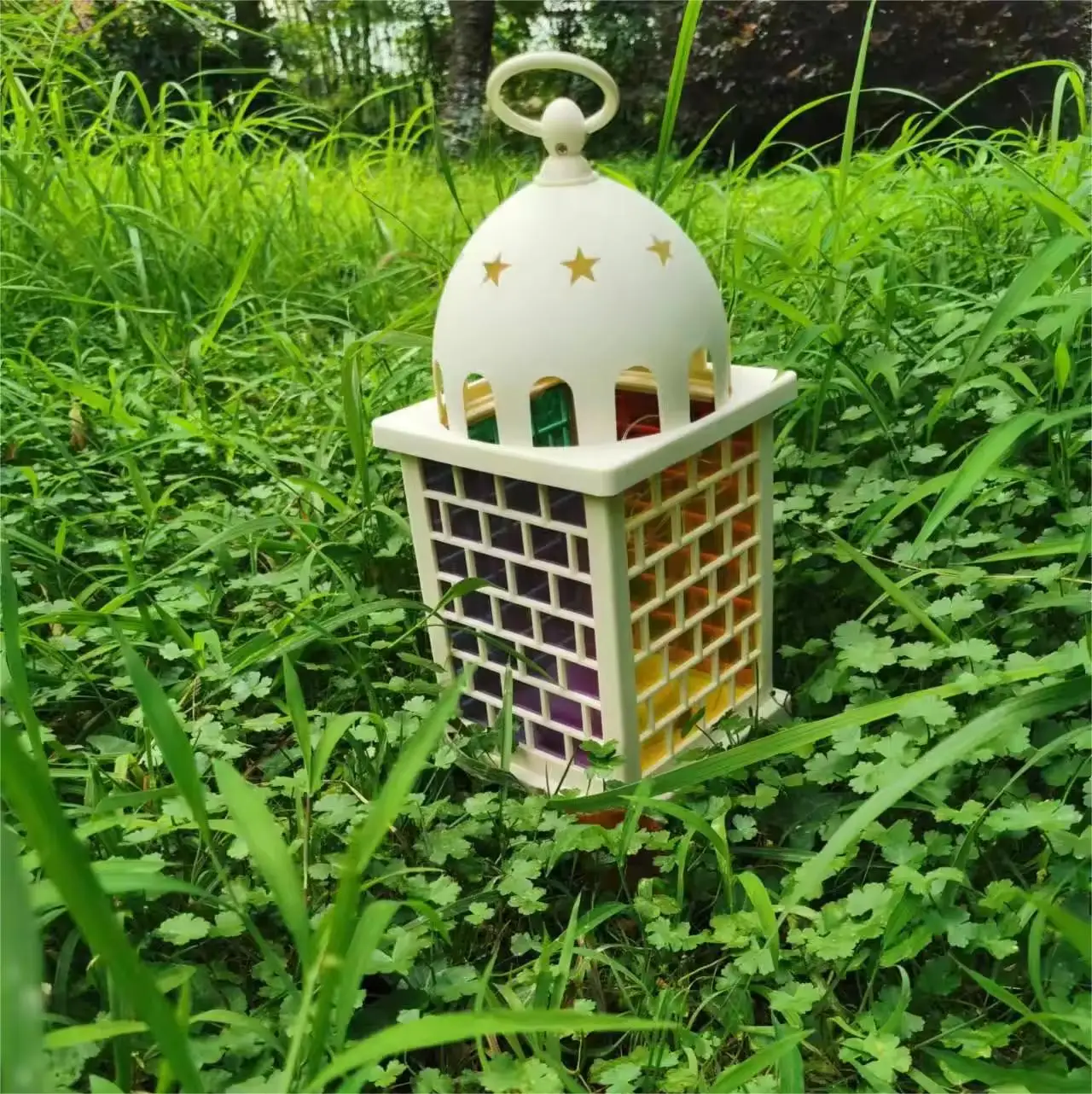 Fashion Design Vintage White Plastic LED Candle Hollow Storm Lantern Garden Muslim Ramadan Party Decor IP67 30pcs per Carton