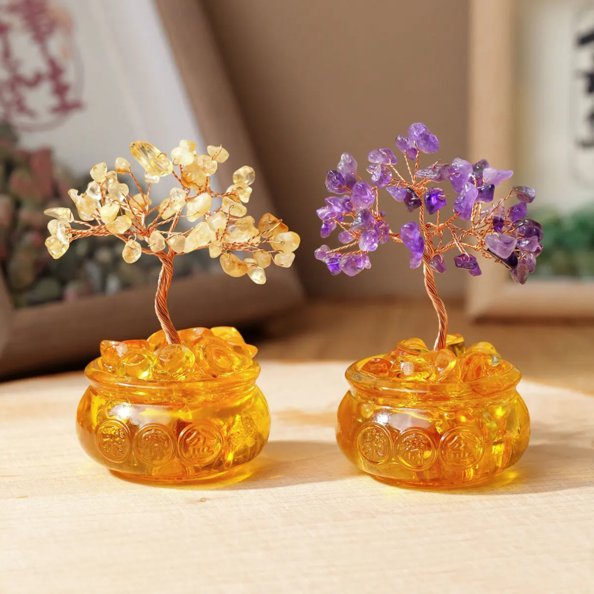 Wholesale Natural Healing Handmade Crystal Chips Stone Trees Decorative Treasure Bows Base Crystal Tree