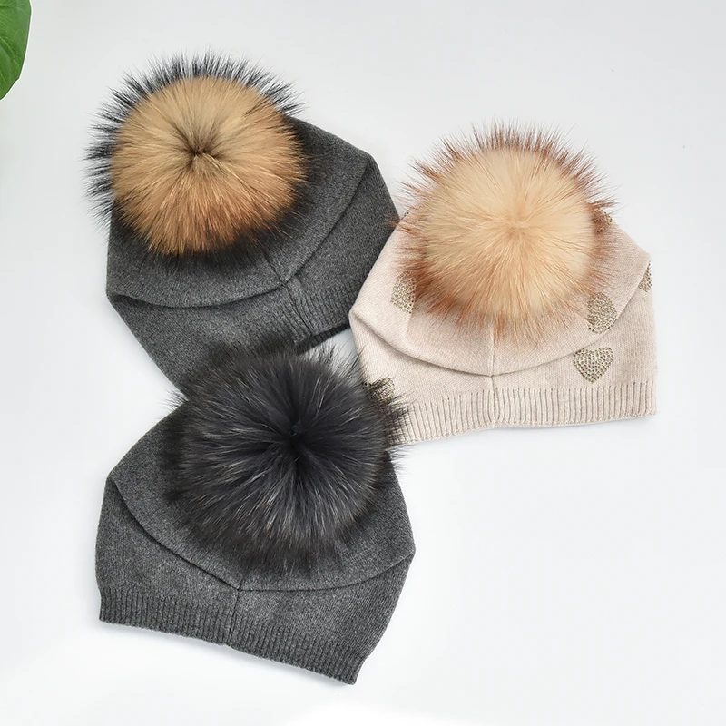 Wholesale Winter Knitted Beanie for Women Glitter Gems Stars Pattern Hat Outdoor Soft Wool Knitted Real Fur Pompom beanie Hat