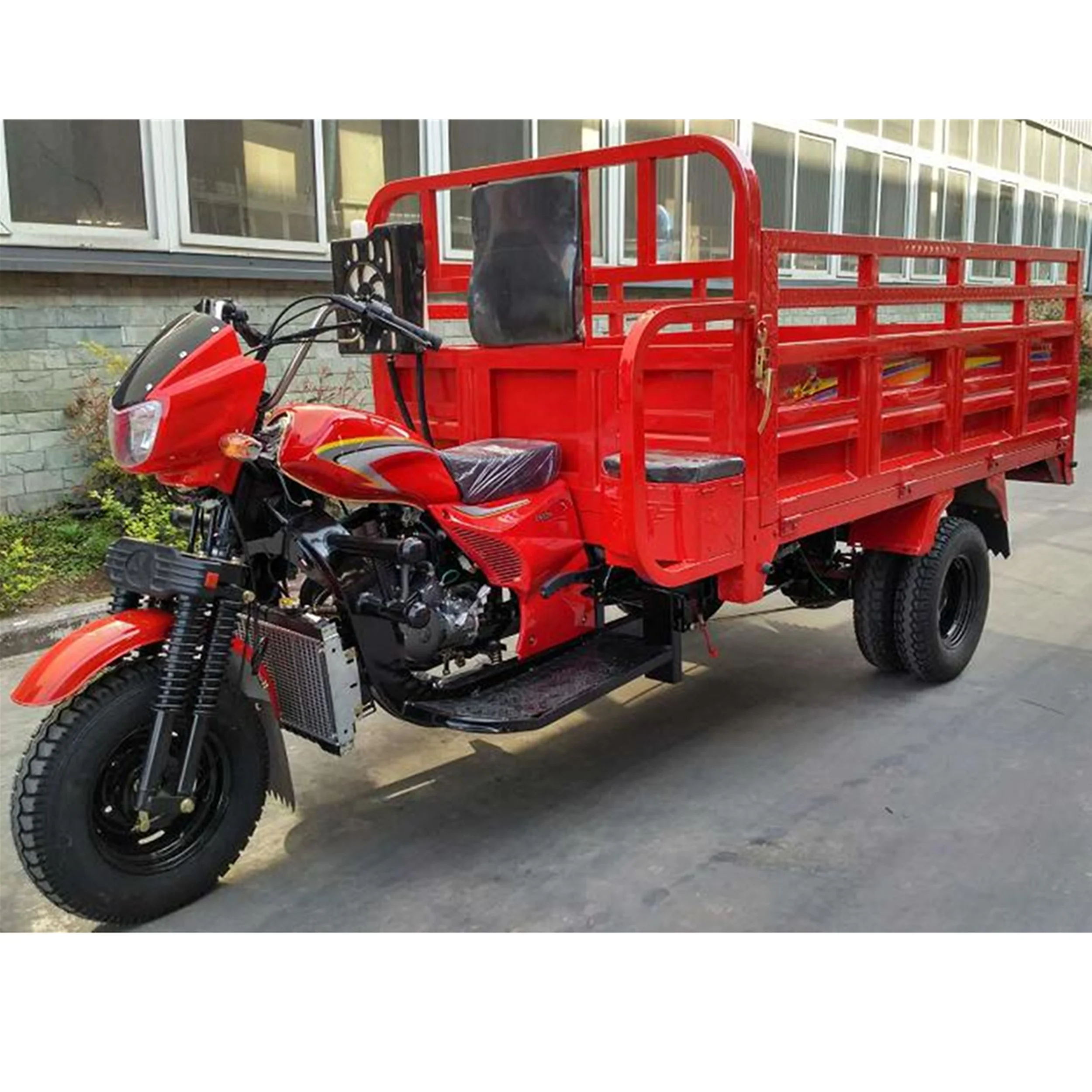 250cc motorized gas powered Van cargo tricycle /three wheel cargo motorcycle for farming