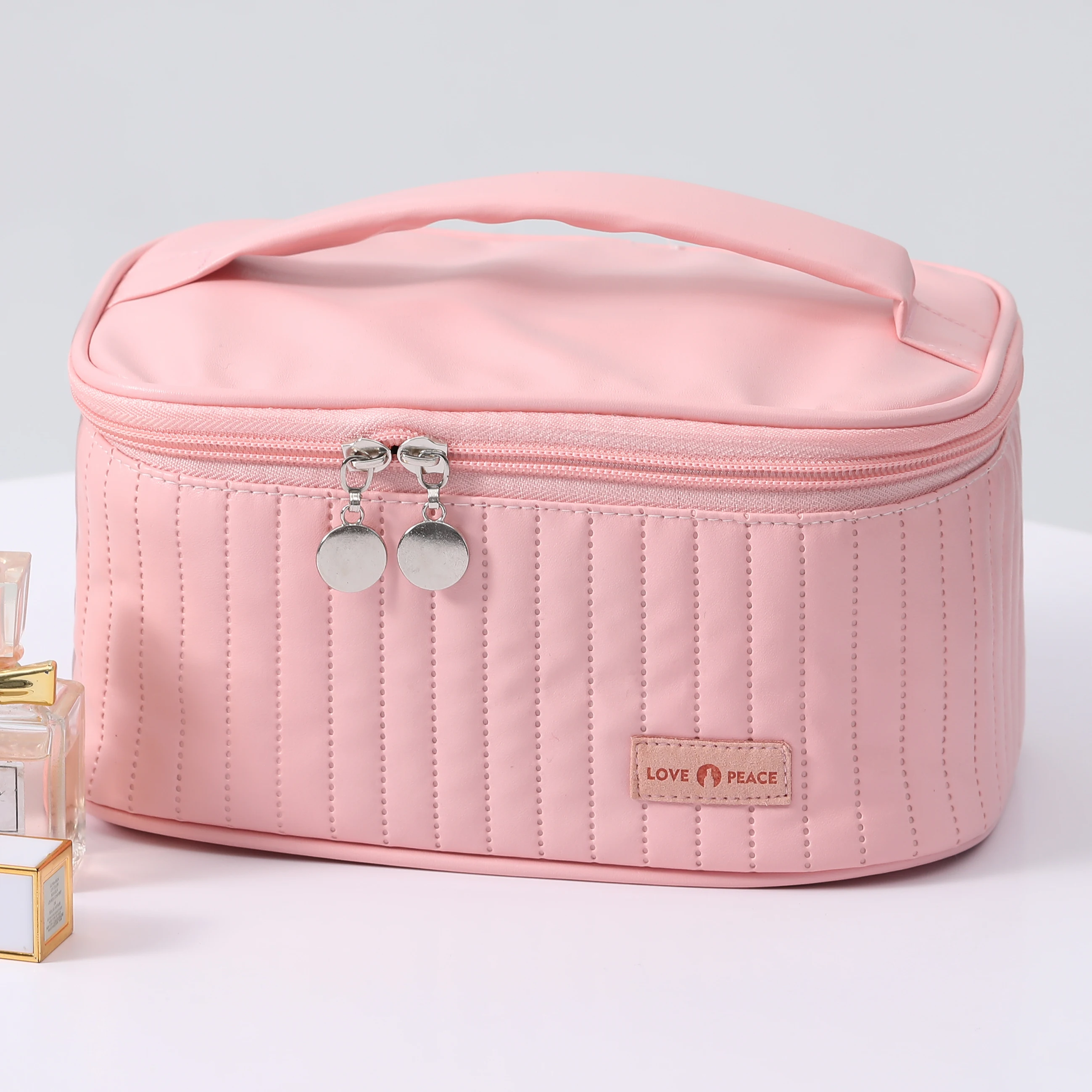 eco friendly pu leather toiletry puffer makeup storage travel toilet bag set cosmetic pouch make up bag with logo