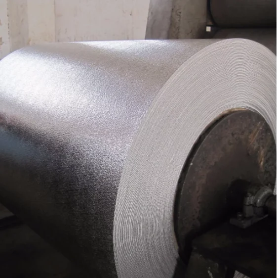 Рулон алюминиевой фольги с тиснением шириной 500-2200 мм