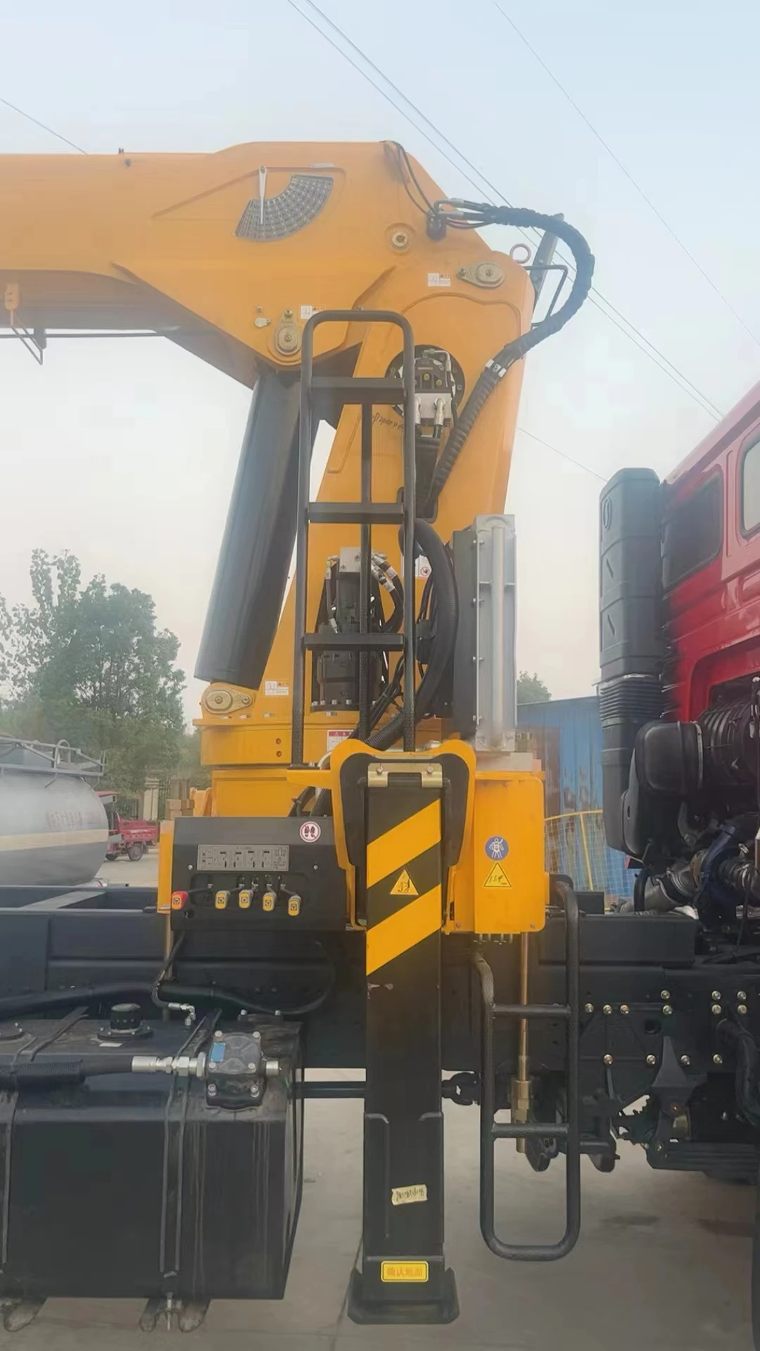 16 Ton- 25 Ton Hydraulic Cargo Truck Crane Hydraulic Lorry Crane Truck Mounted Crane