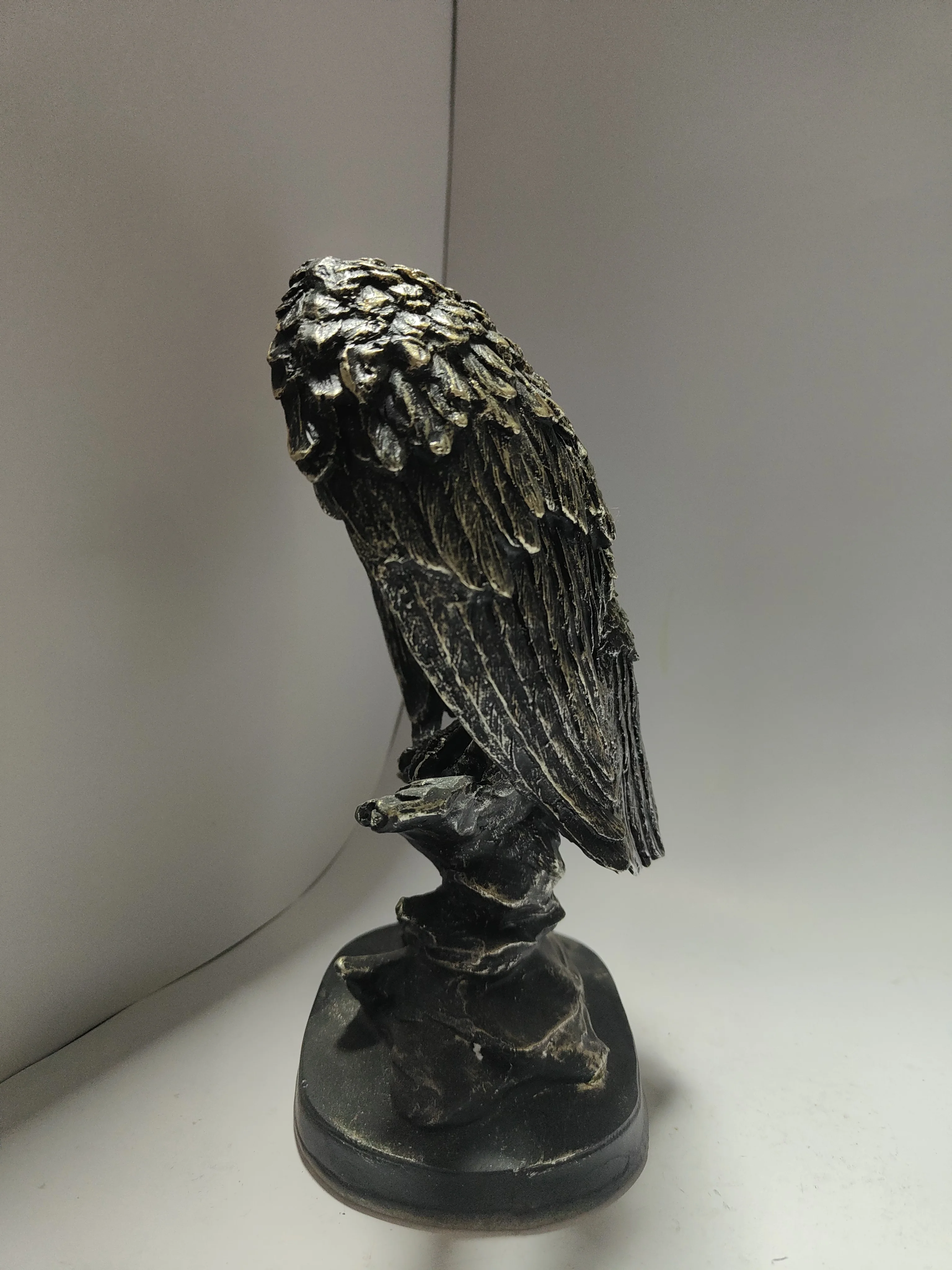 Customizable 3D Realistic Eagle Statue Resin Sculpture, Perfect Gift Statue,all Animal Customization Tables and Cabinets Display