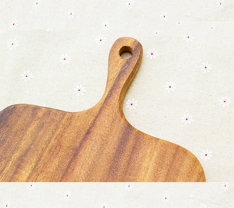 Acacia Wood Cutting