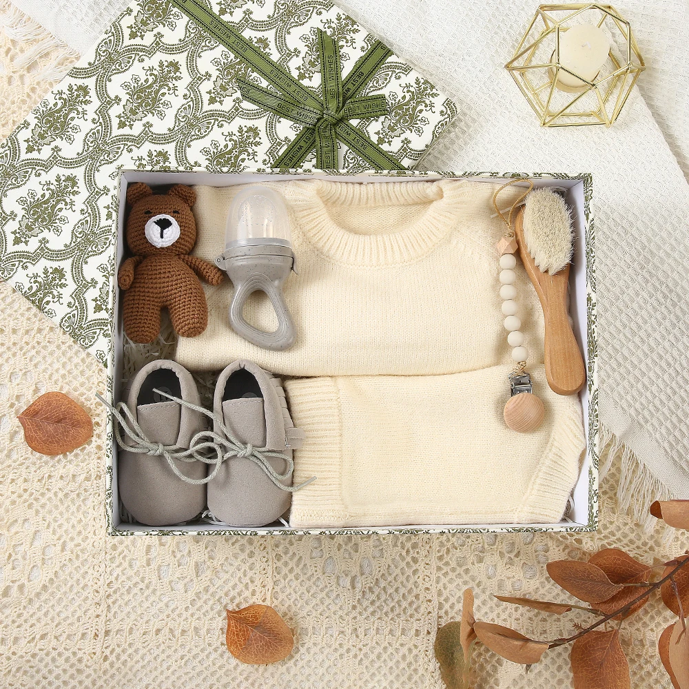 7pcs Newborn Organic Bear Animal Rattle Pacifier Holder 100% Cotton Baby Romper With Shoes Shower Gift Box Set